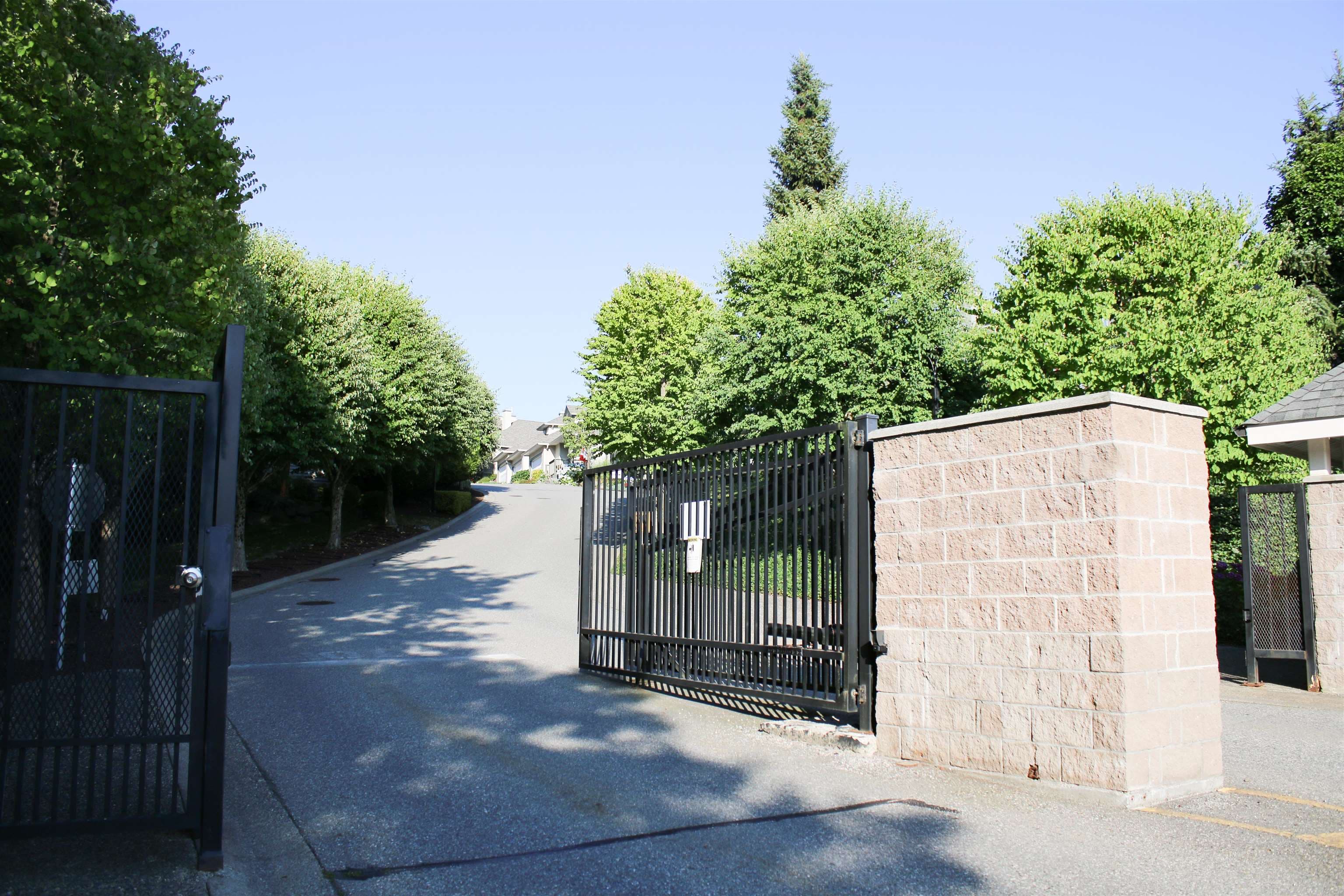 32 - 2088 Winfield Drive, Abbotsford, V3G 3C3 — photo 2
