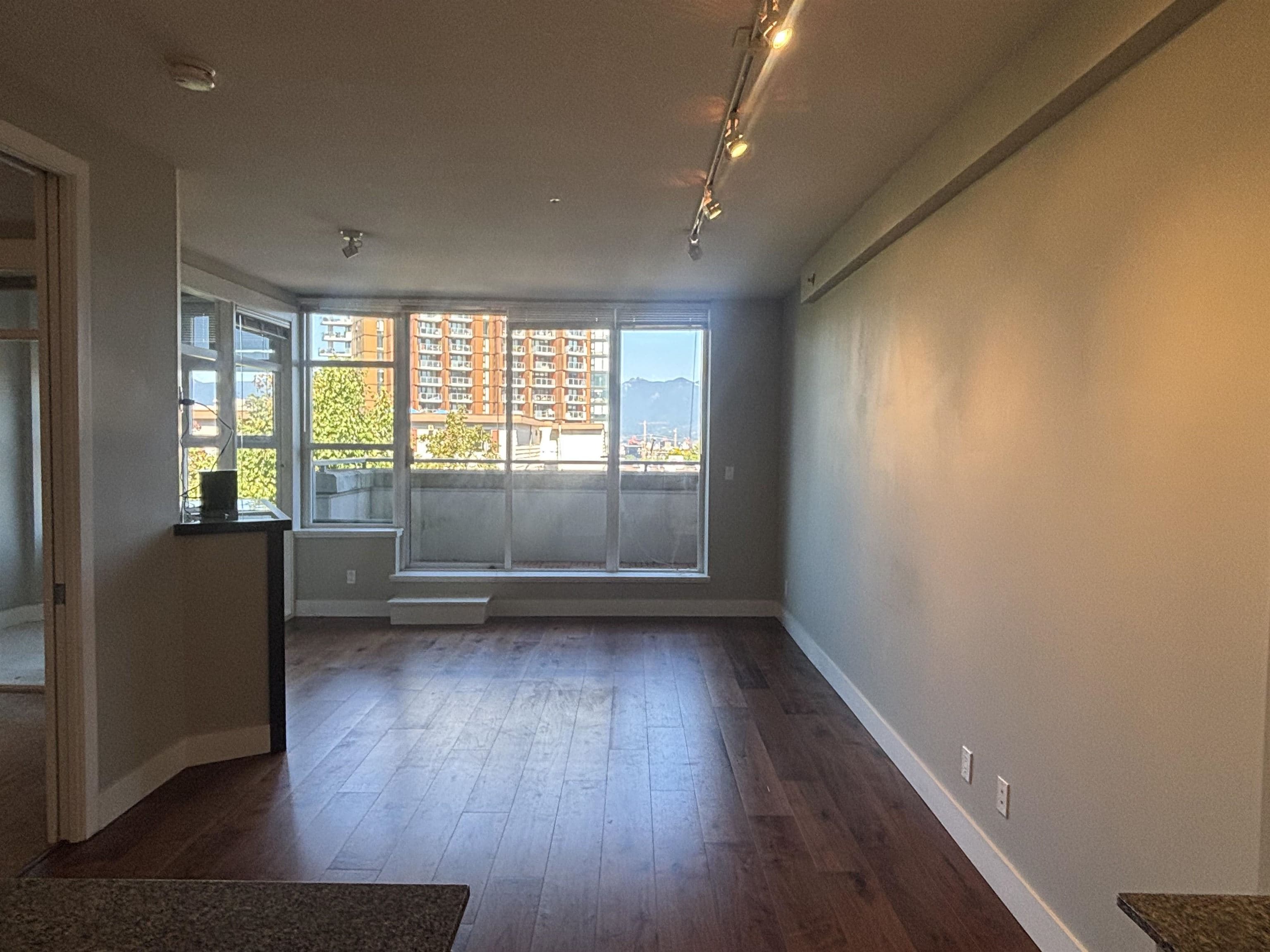 305 - 298 E 11th Avenue, Vancouver, V5T 0A2 — photo 4