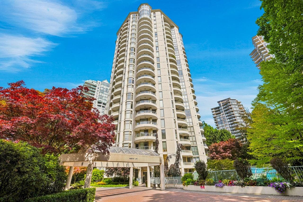 2201 - 6188 Patterson Avenue, Burnaby, V5H 2N1 — photo 1