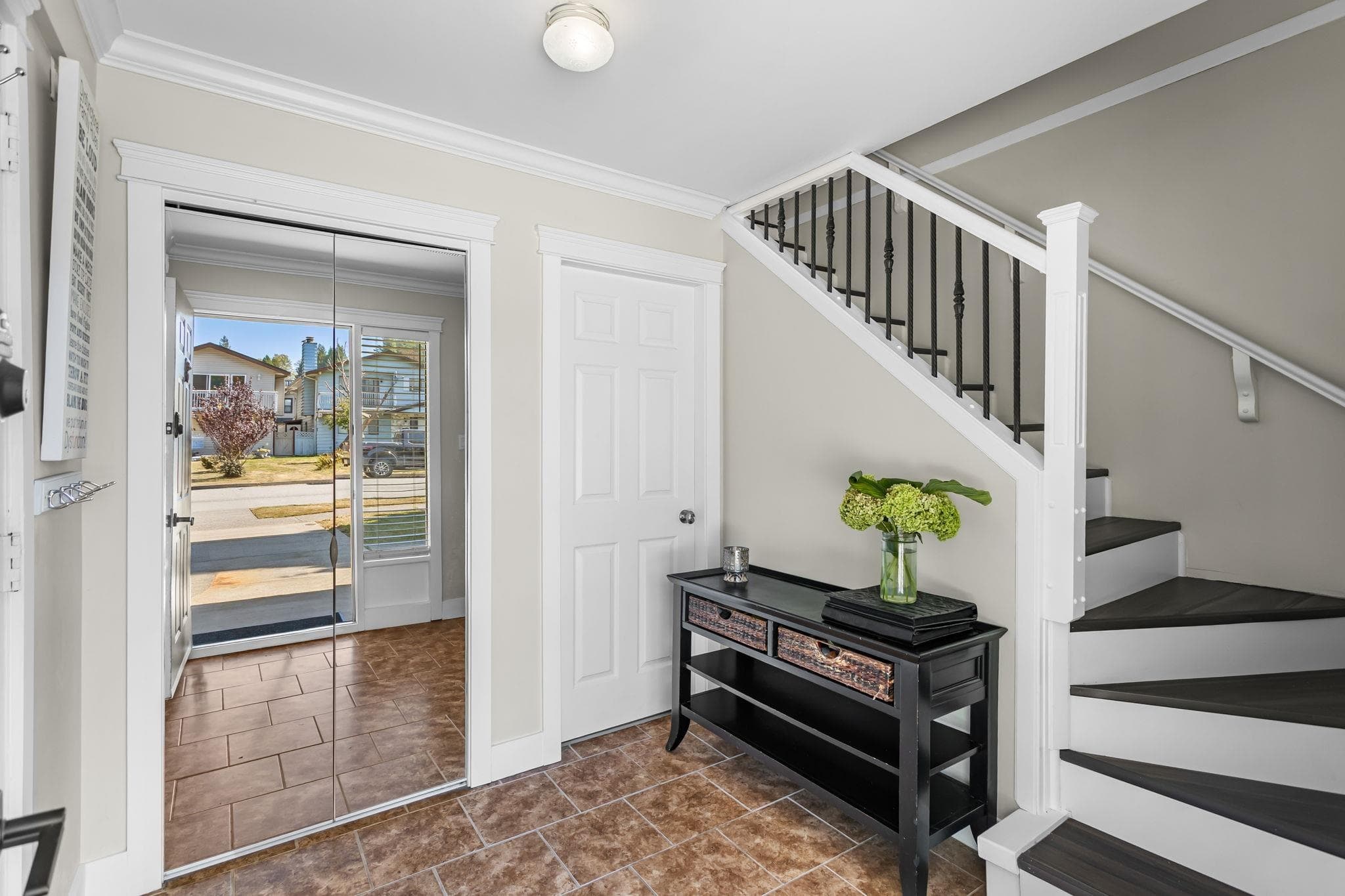 1949 Taylor Street, Port Coquitlam, V3C 4M1 — photo 3