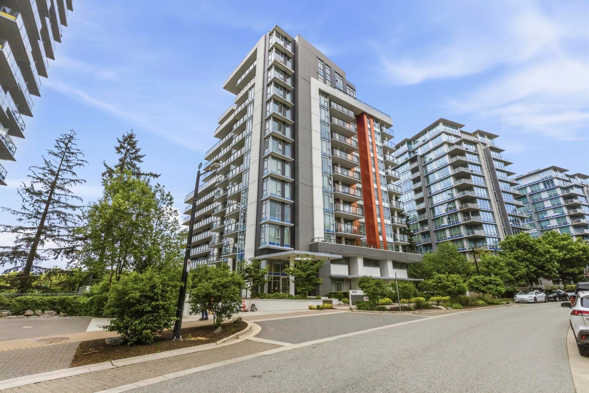 702 - 8940 University Crescent, Burnaby, V5A 0E7 — photo 2