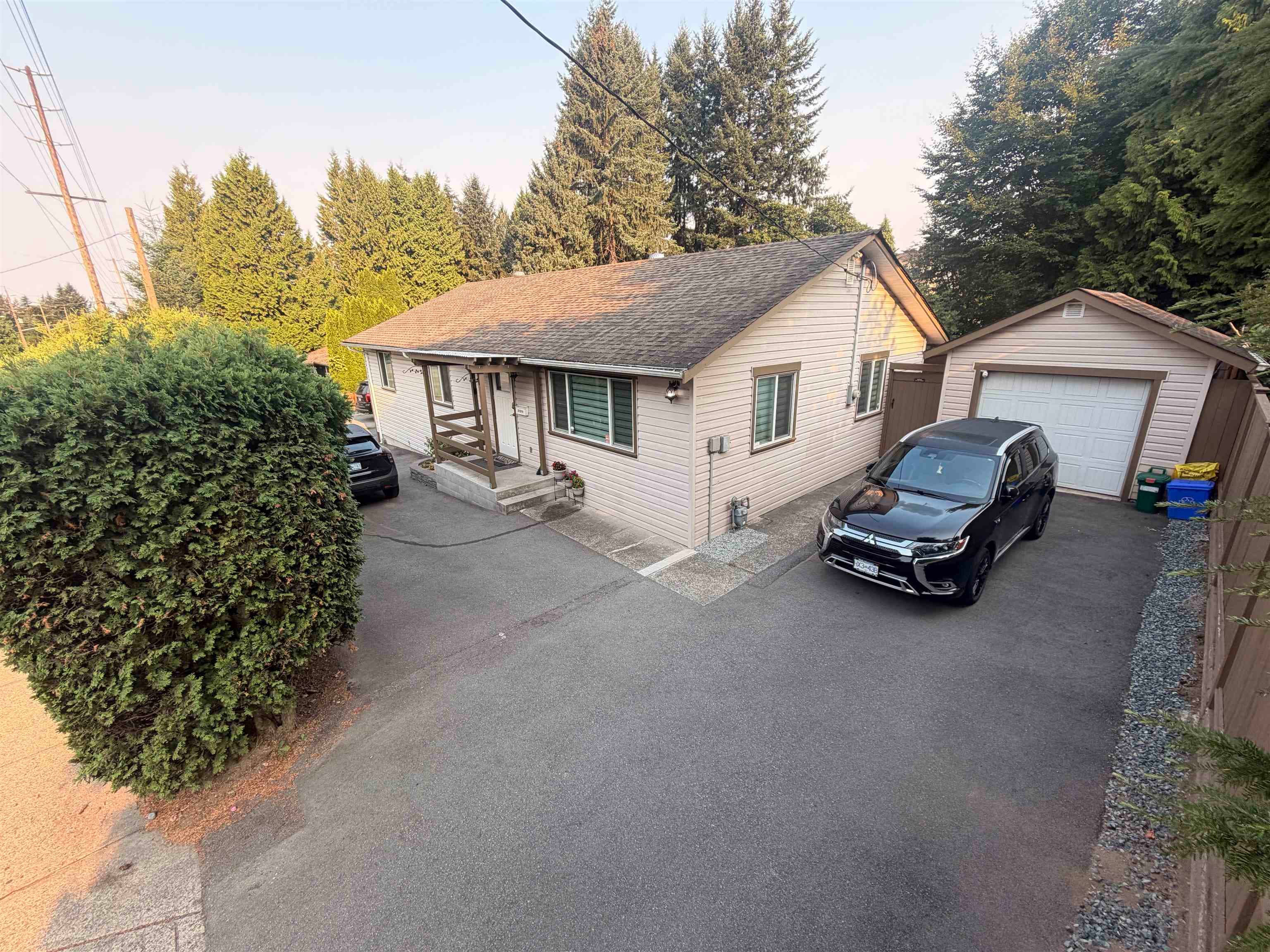 21219 Dewdney Trunk Road, Maple Ridge, V2X 3G1 — photo 1
