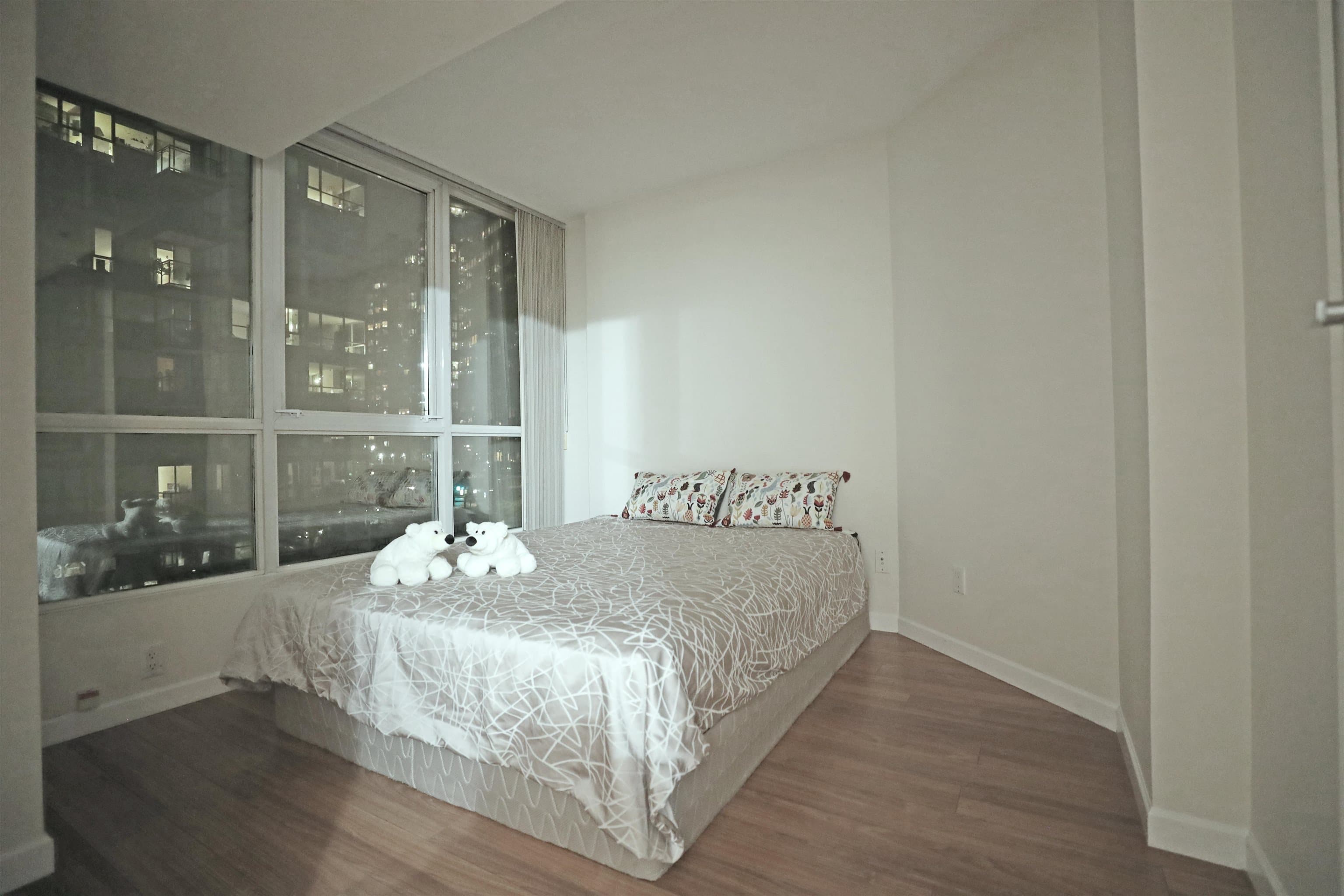 807 - 555 Jervis Street, Vancouver, V6E 4N1 — photo 5