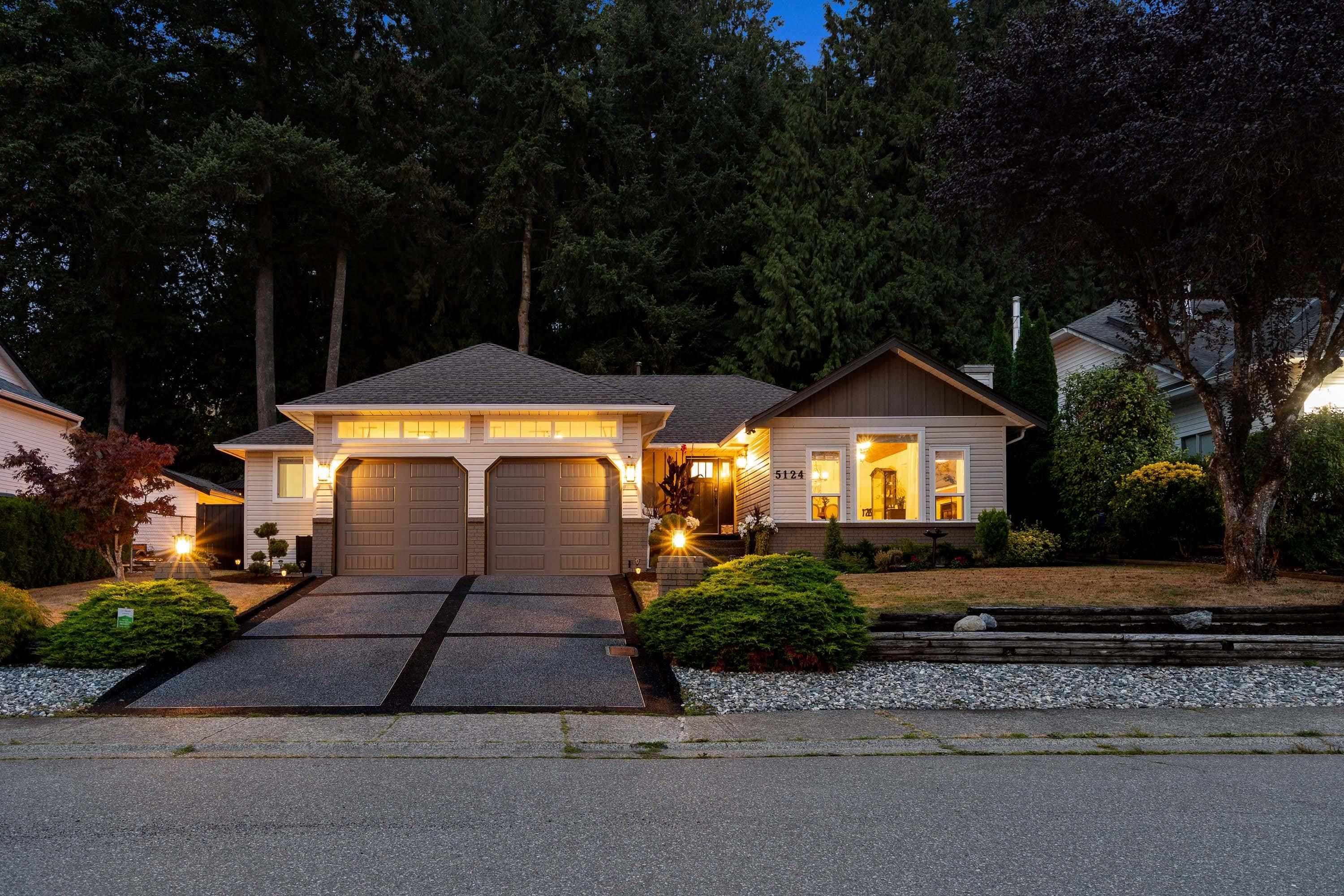5124 219a Street, Langley, V3A 8P8 — photo 1