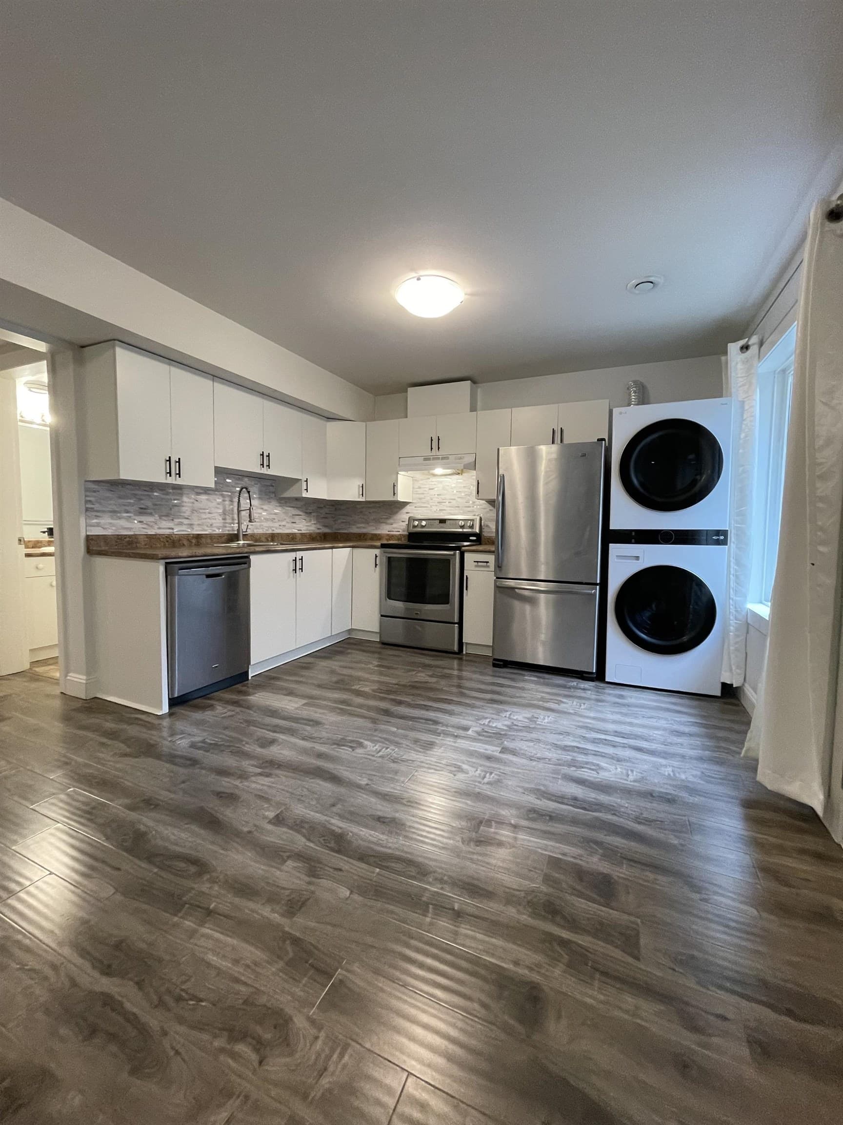 bsmt - 7333 194 Street, Surrey, V4N 5Y1 — photo 2