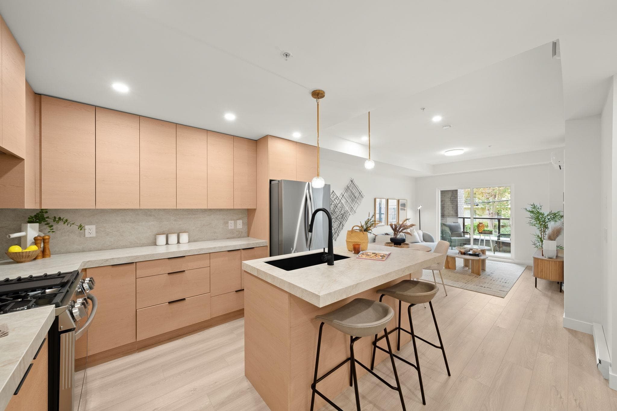 208 - 15353 17 Avenue, Surrey, V4A 1T8 — photo 5