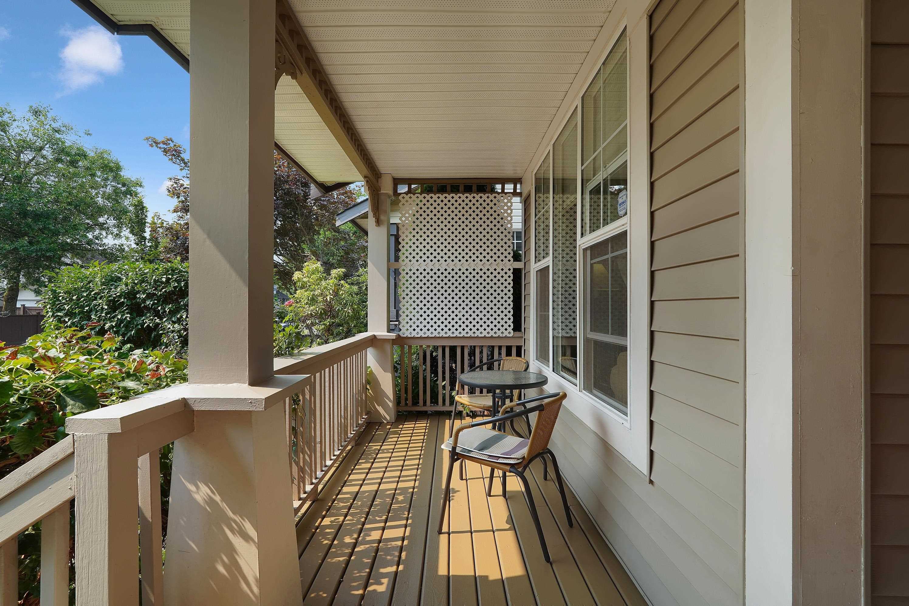 18539 67a Avenue, Surrey, V3S 9B5 — photo 3