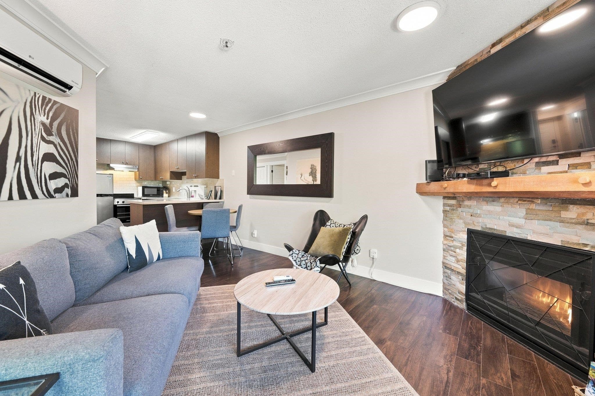 324 - 4360 Lorimer Road, Whistler, V8E 1A5 — photo 3