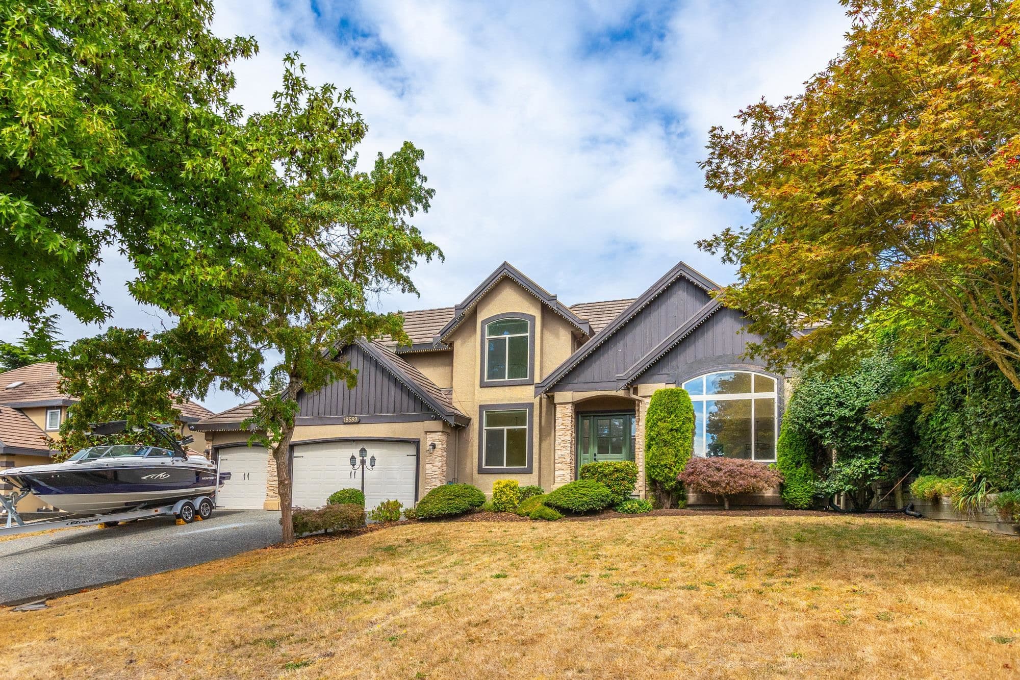 18589 55 Avenue, Surrey, V3S 9E5 — photo 1