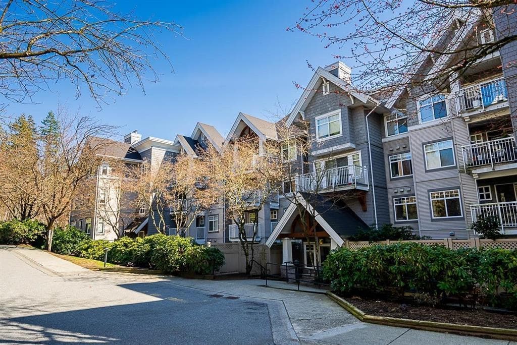 312 - 1420 Parkway Boulevard, Coquitlam, V3E 3J6 — photo 2