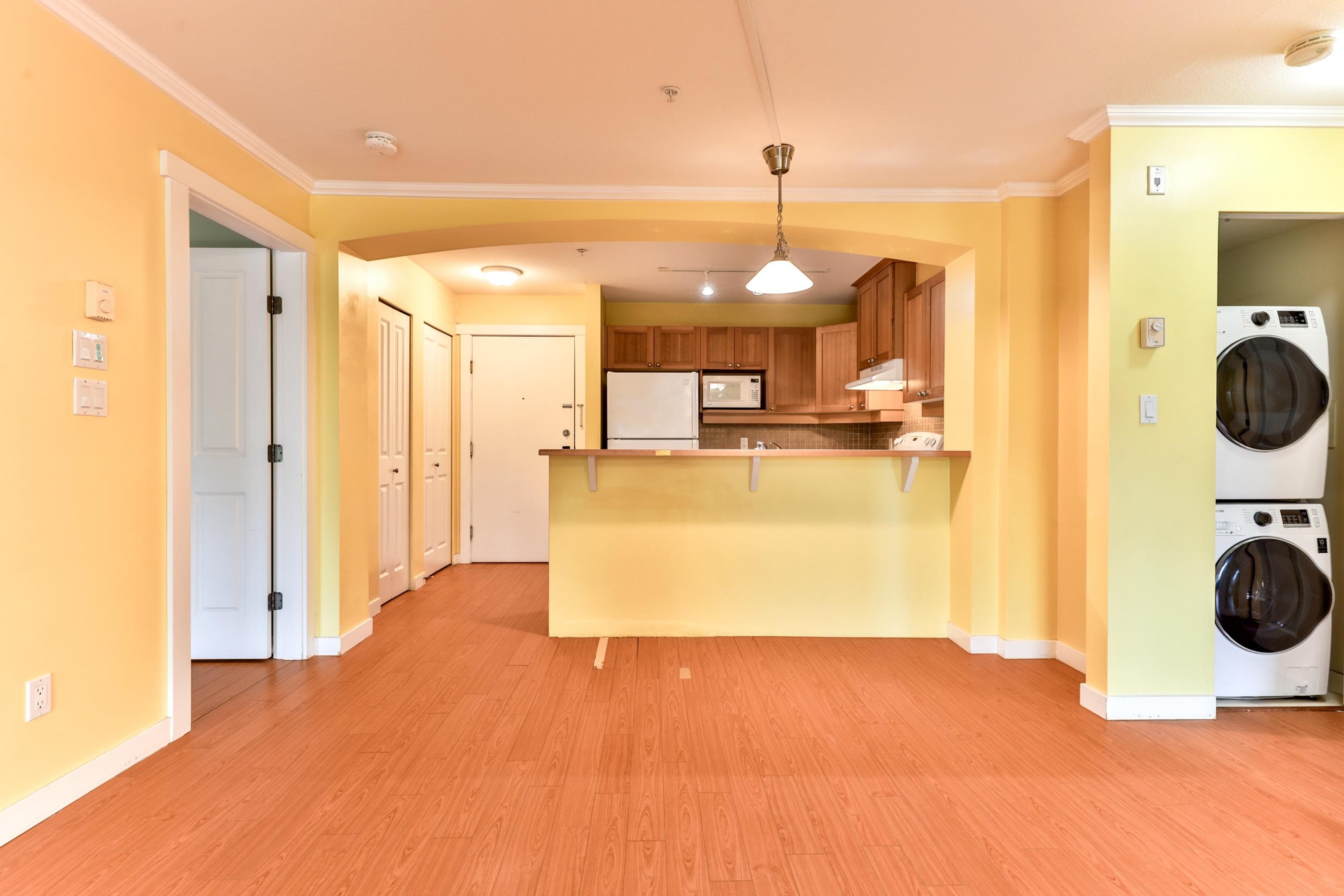 312 - 1420 Parkway Boulevard, Coquitlam, V3E 3J6 — photo 3