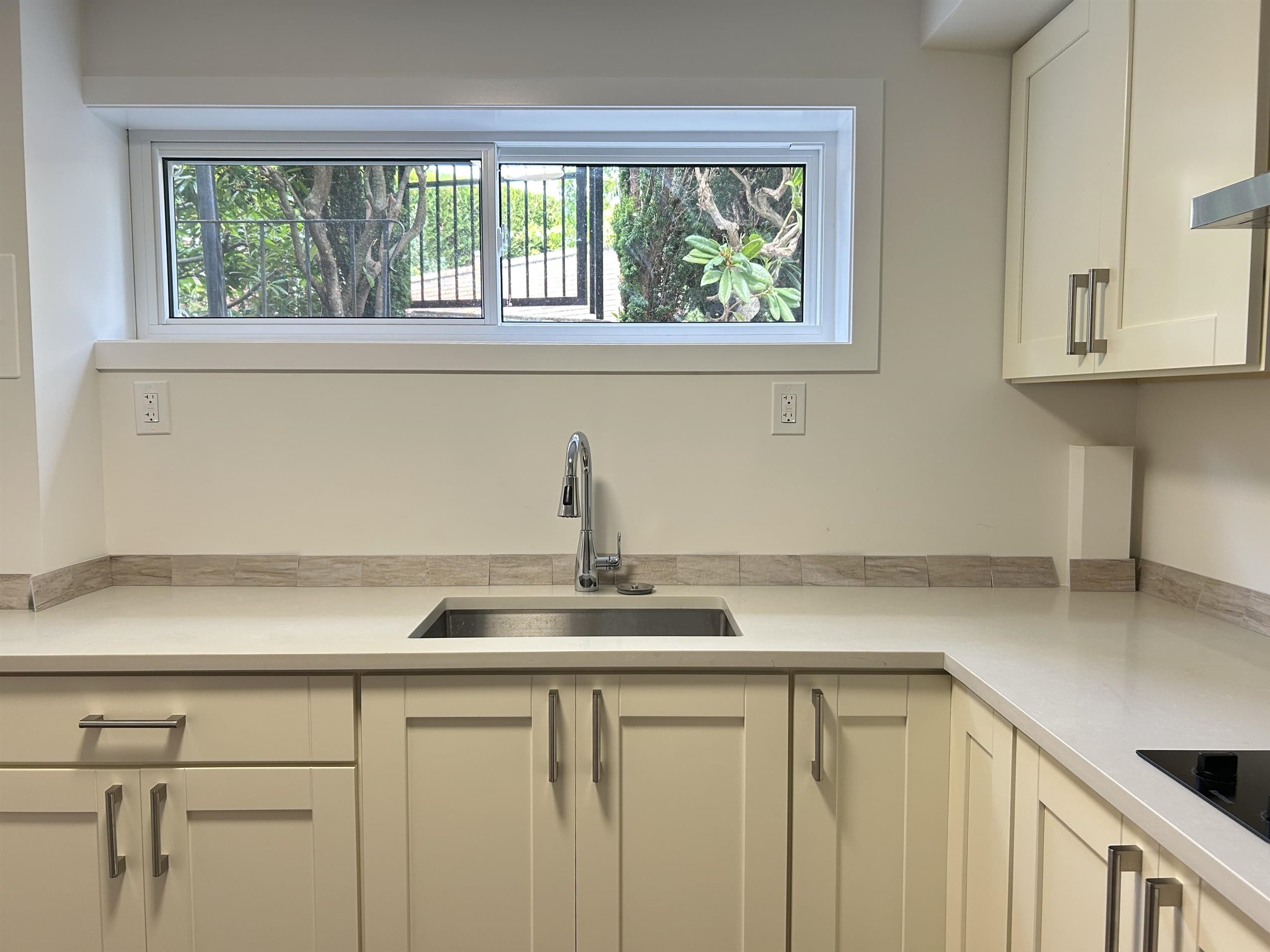 Basement - 4769 Haggart Street, Vancouver, V6L 2H7 — photo 2