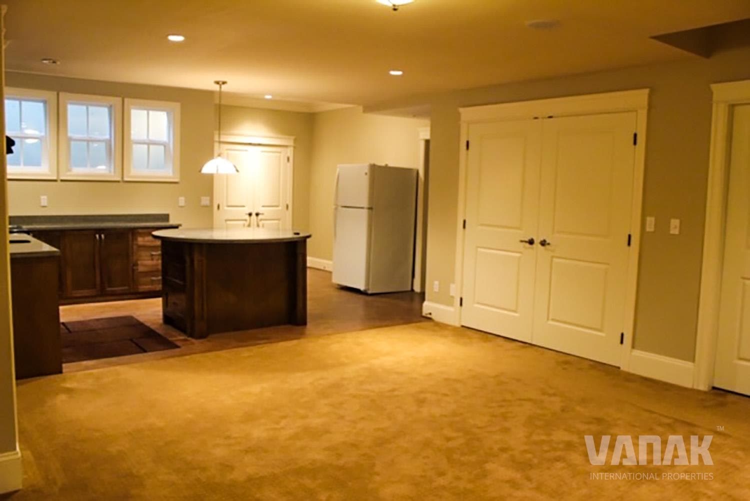 Basement - 938 Handsworth Road, North Vancouver, V7R 2A3 — photo 3