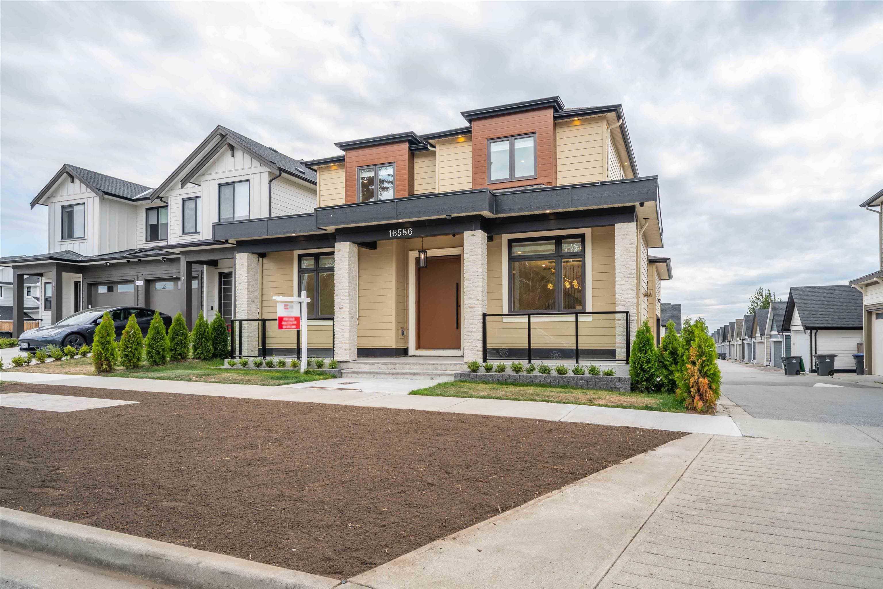 16586 22 Avenue, Surrey, V3Z 0V5 — photo 2