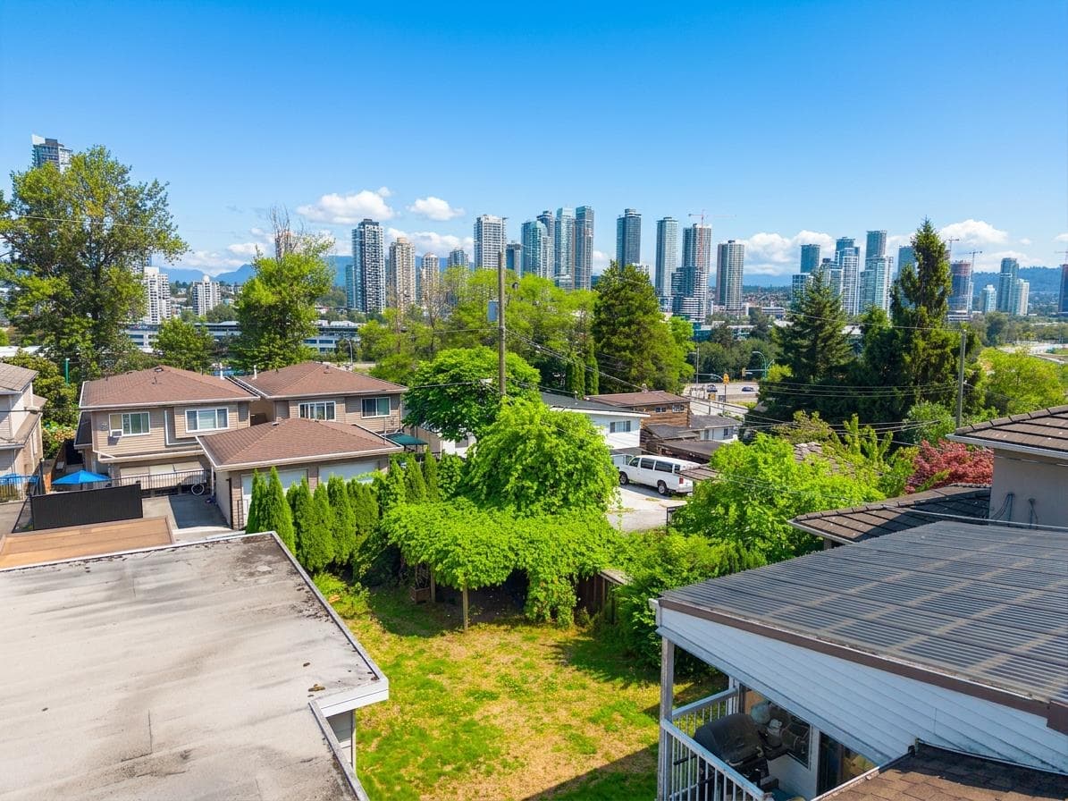 4137 Dominion Street, Burnaby, V5G 1C5 — photo 1