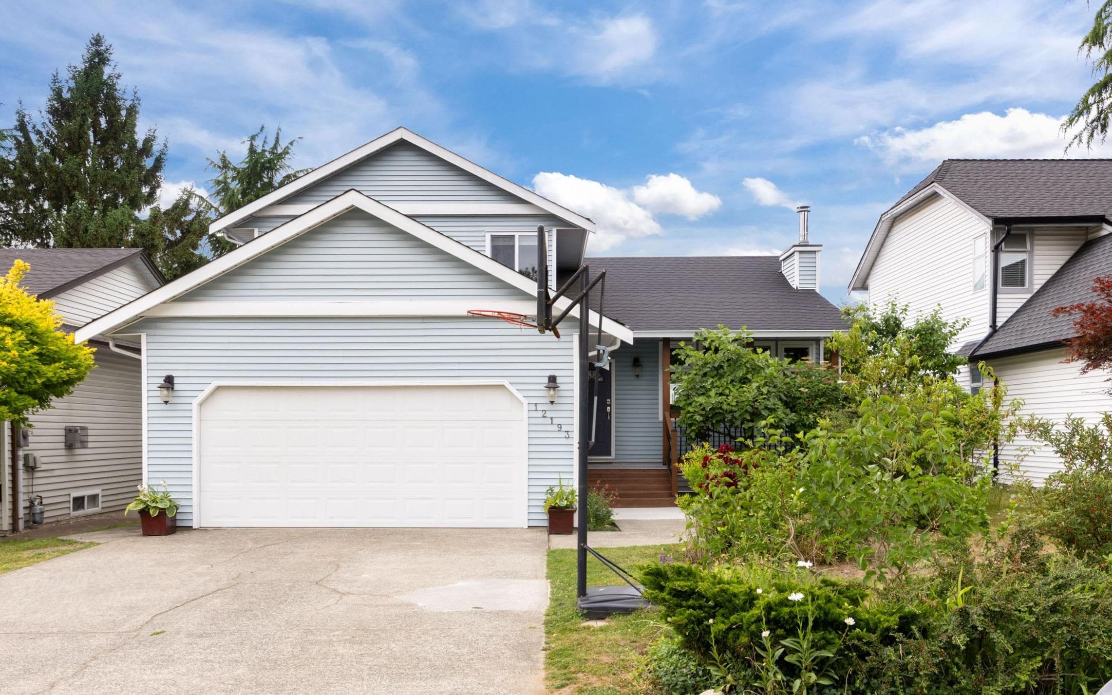 12193 Makinson Street, Maple Ridge, V2X 9P1 — photo 1