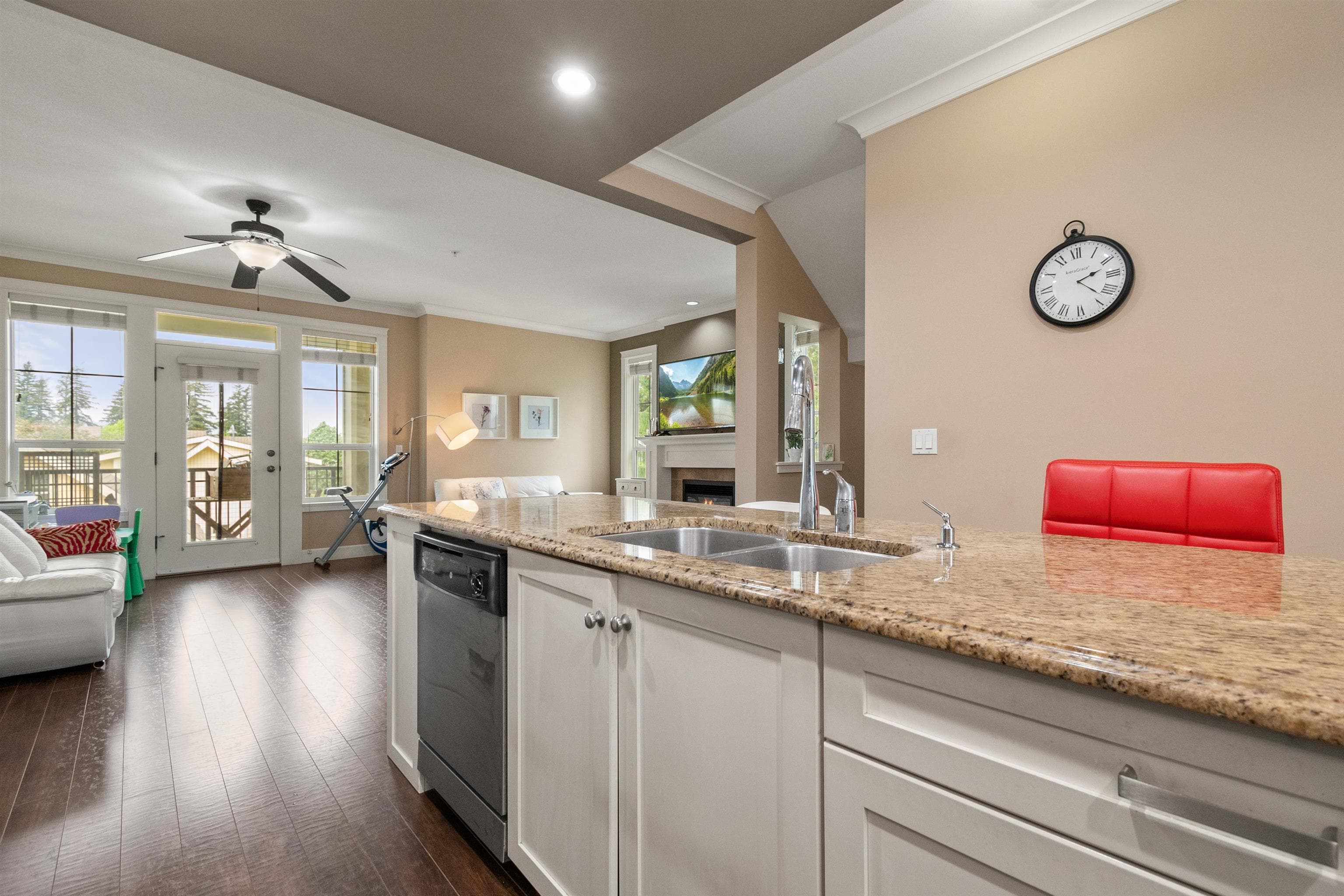 14 - 45290 Soowahlie Crescent, Chilliwack, V2R 0S6 — photo 5