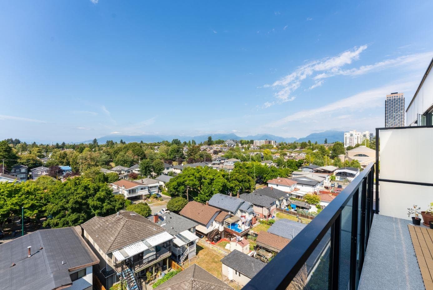 606 - 5399 Joyce Street, Vancouver, V5R 4H3 — photo 5