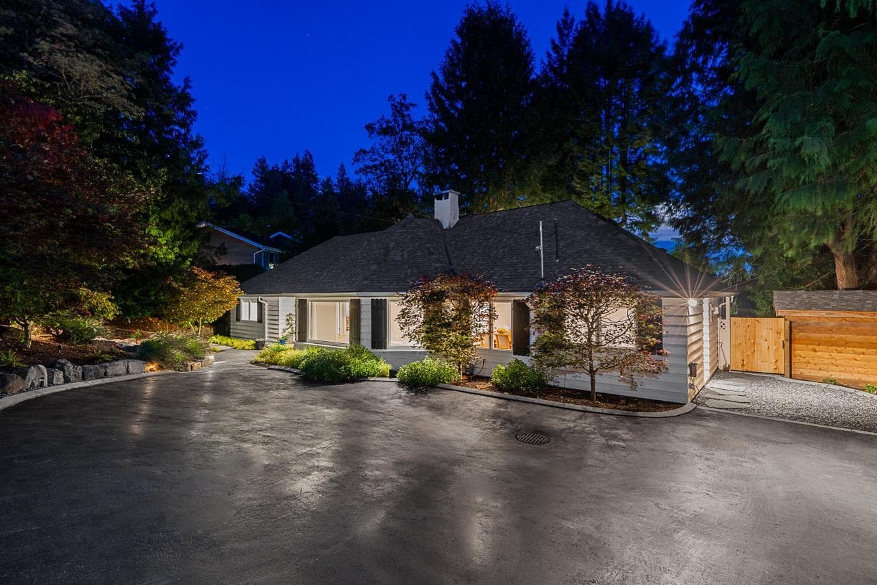 4740 Rutland Road, West Vancouver, V7W 1G7 — photo 1