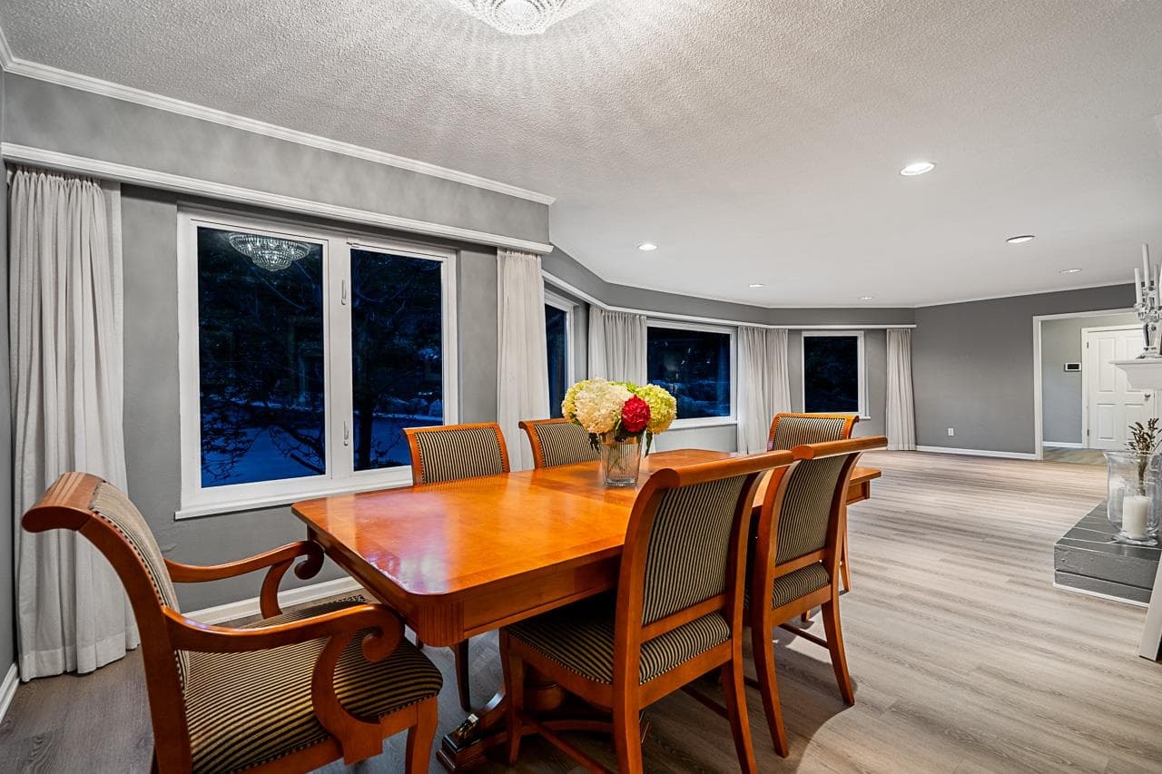 4740 Rutland Road, West Vancouver, V7W 1G7 — photo 5