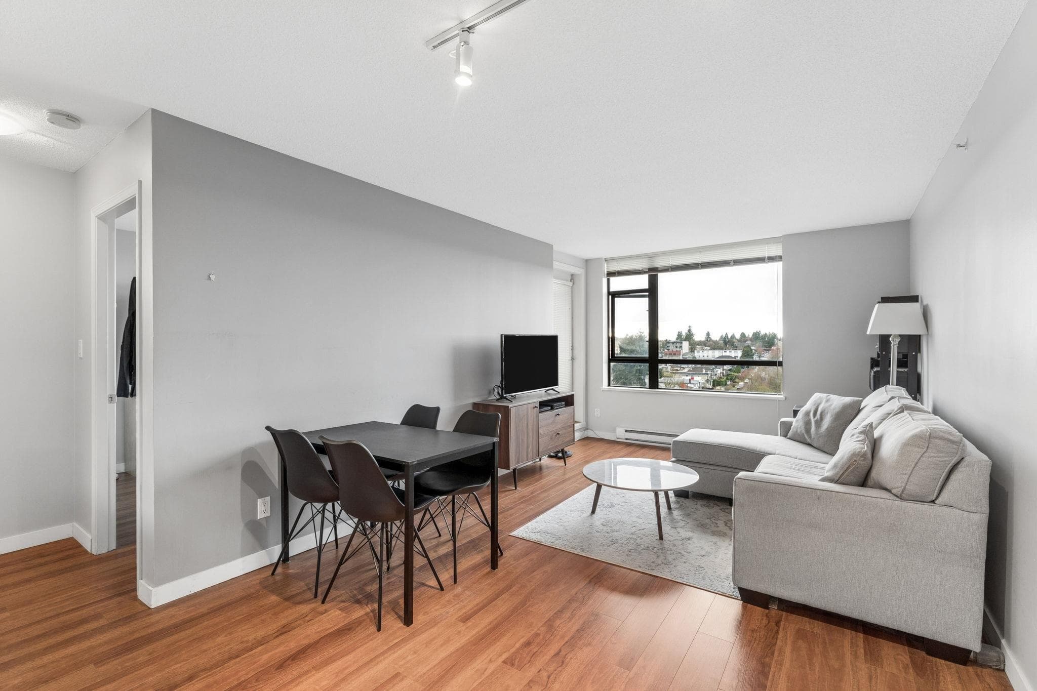 901 - 3520 Crowley Drive, Vancouver, V5R 6G9 — photo 5