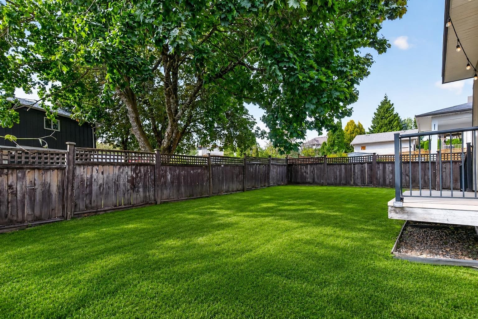 7041 198a Street, Langley, V2Y 3H6 — photo 2