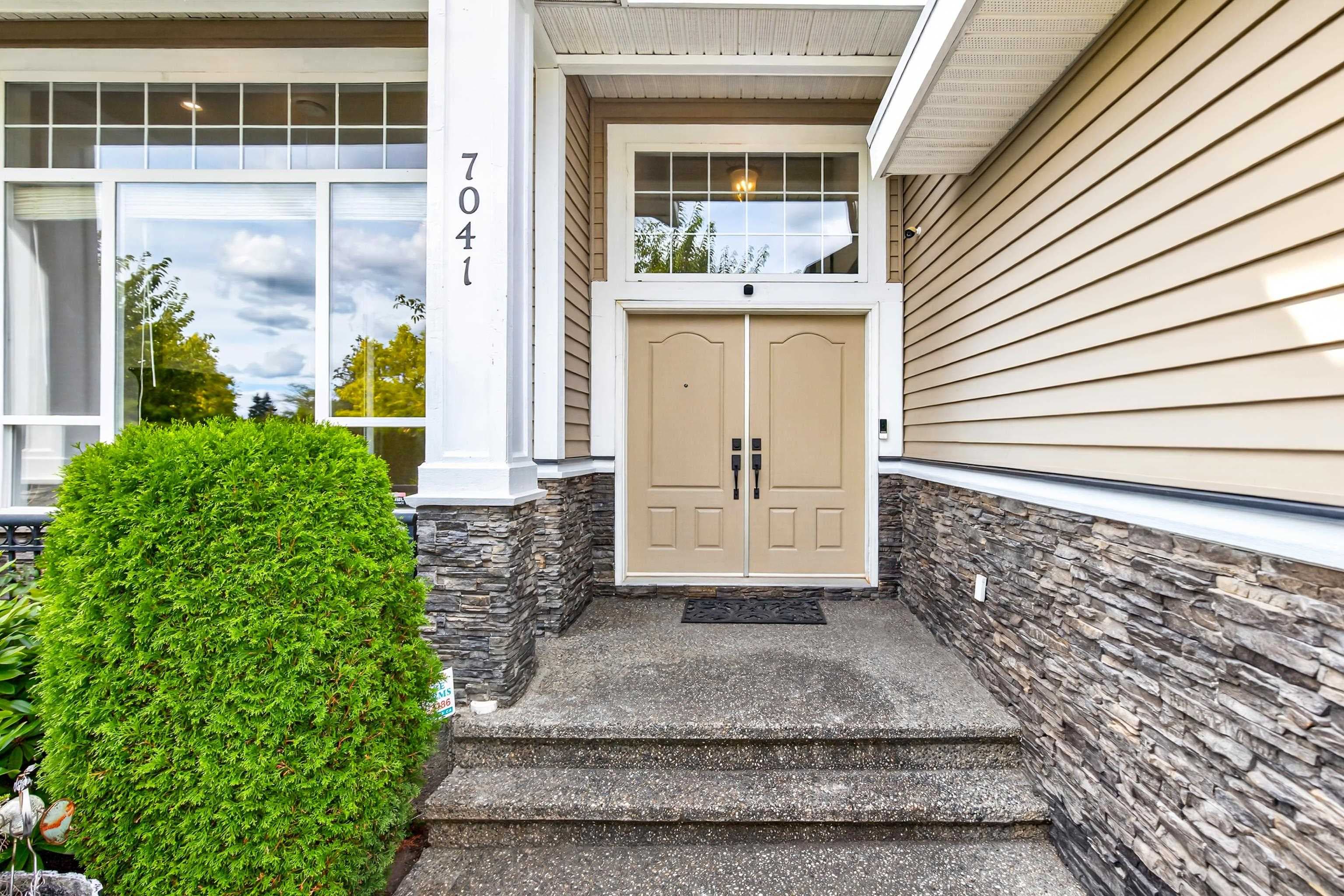 7041 198a Street, Langley, V2Y 3H6 — photo 5