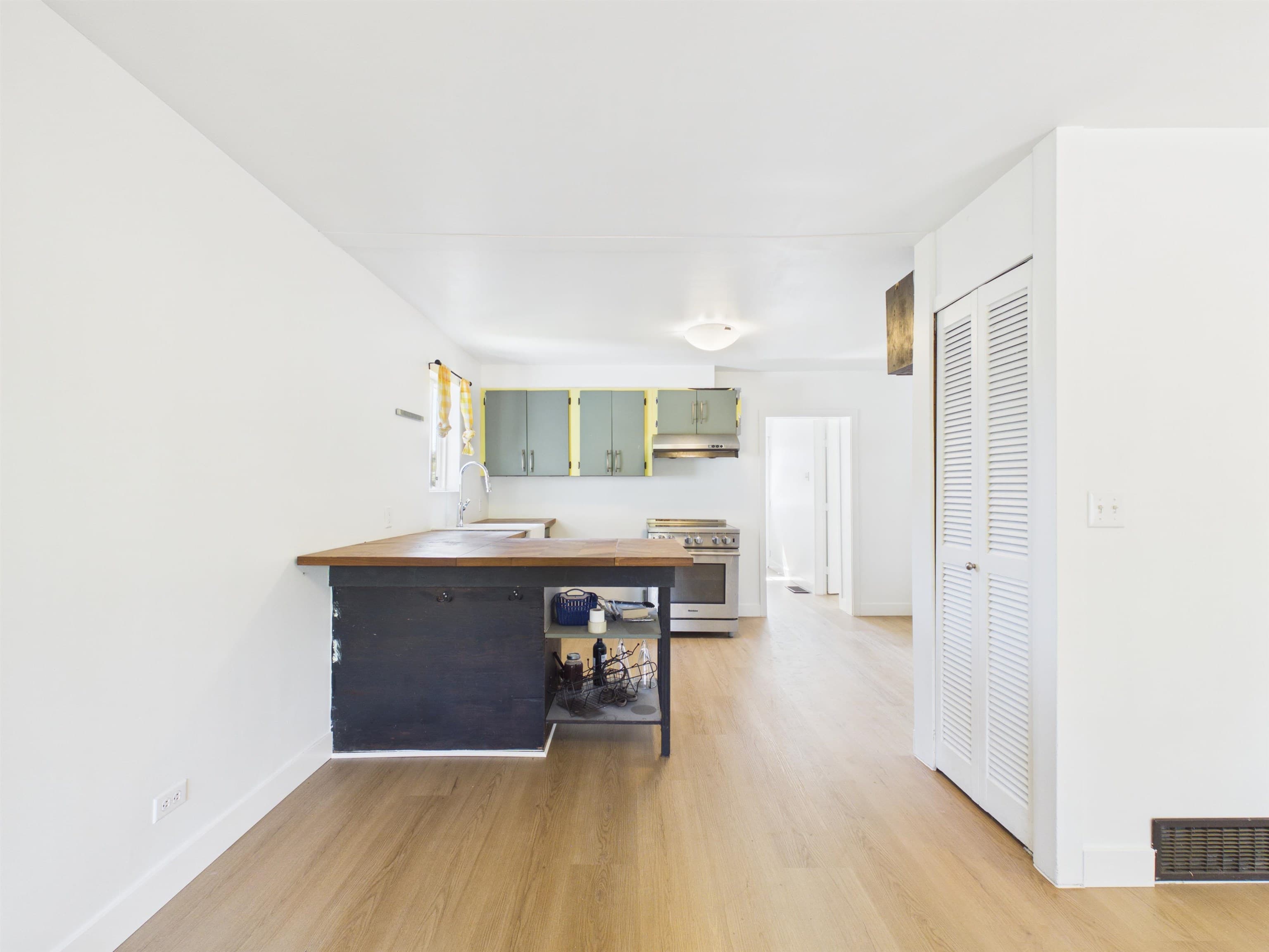 24200 116 Avenue, Maple Ridge, V4R 1L6 — photo 5