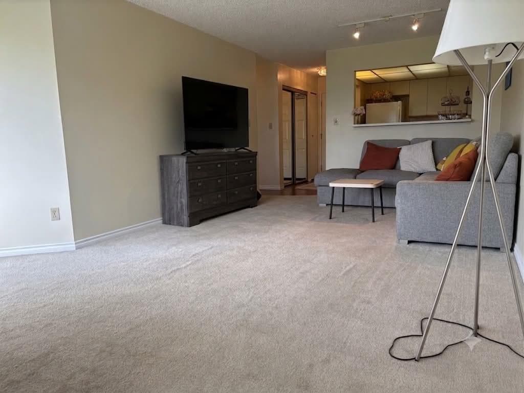 301 - 1280 Fir Street, White Rock, V4B 4B1 — photo 4
