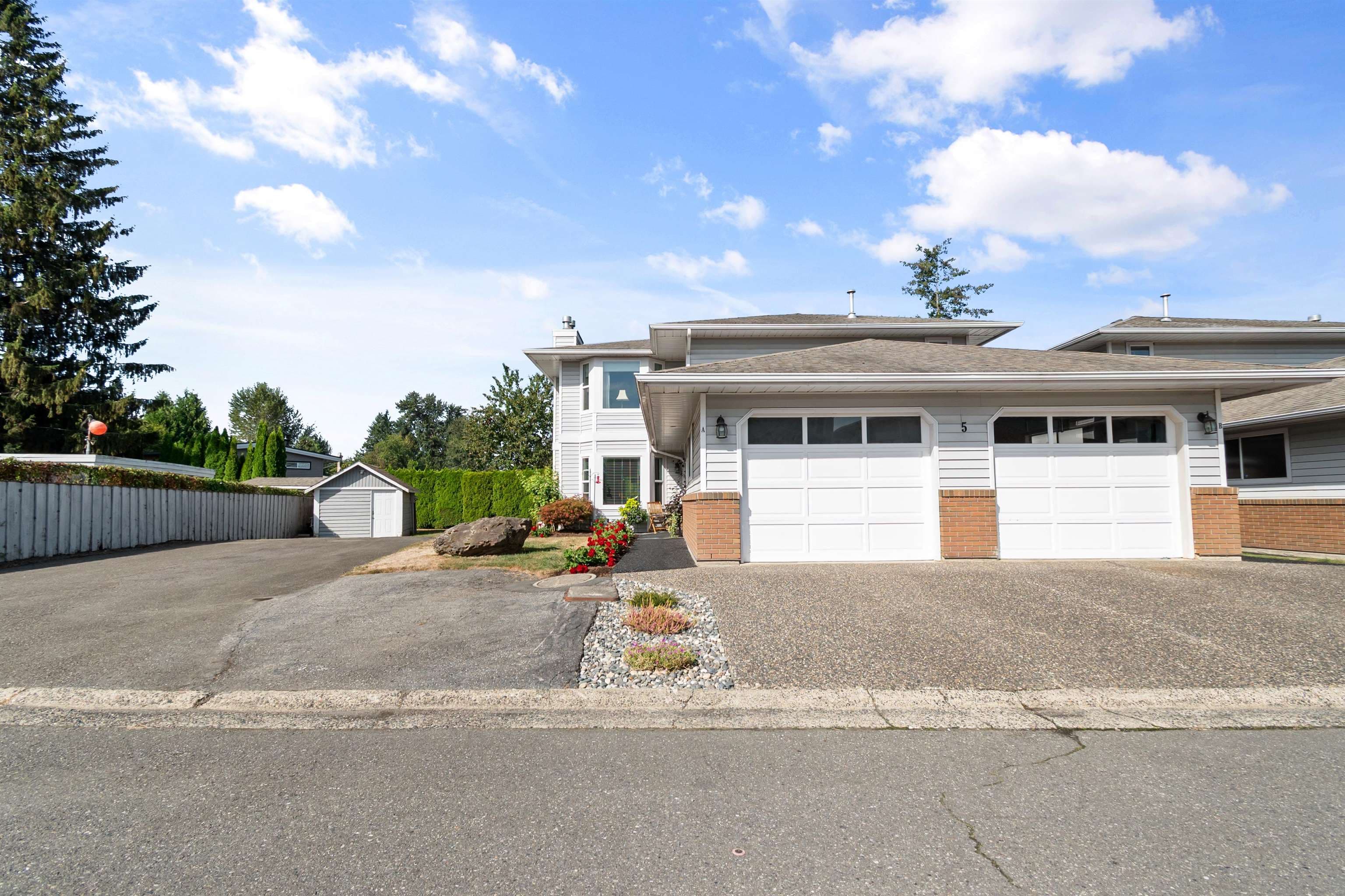 5A - 46354 Brooks Avenue, Chilliwack, V2P 7S9 — photo 1