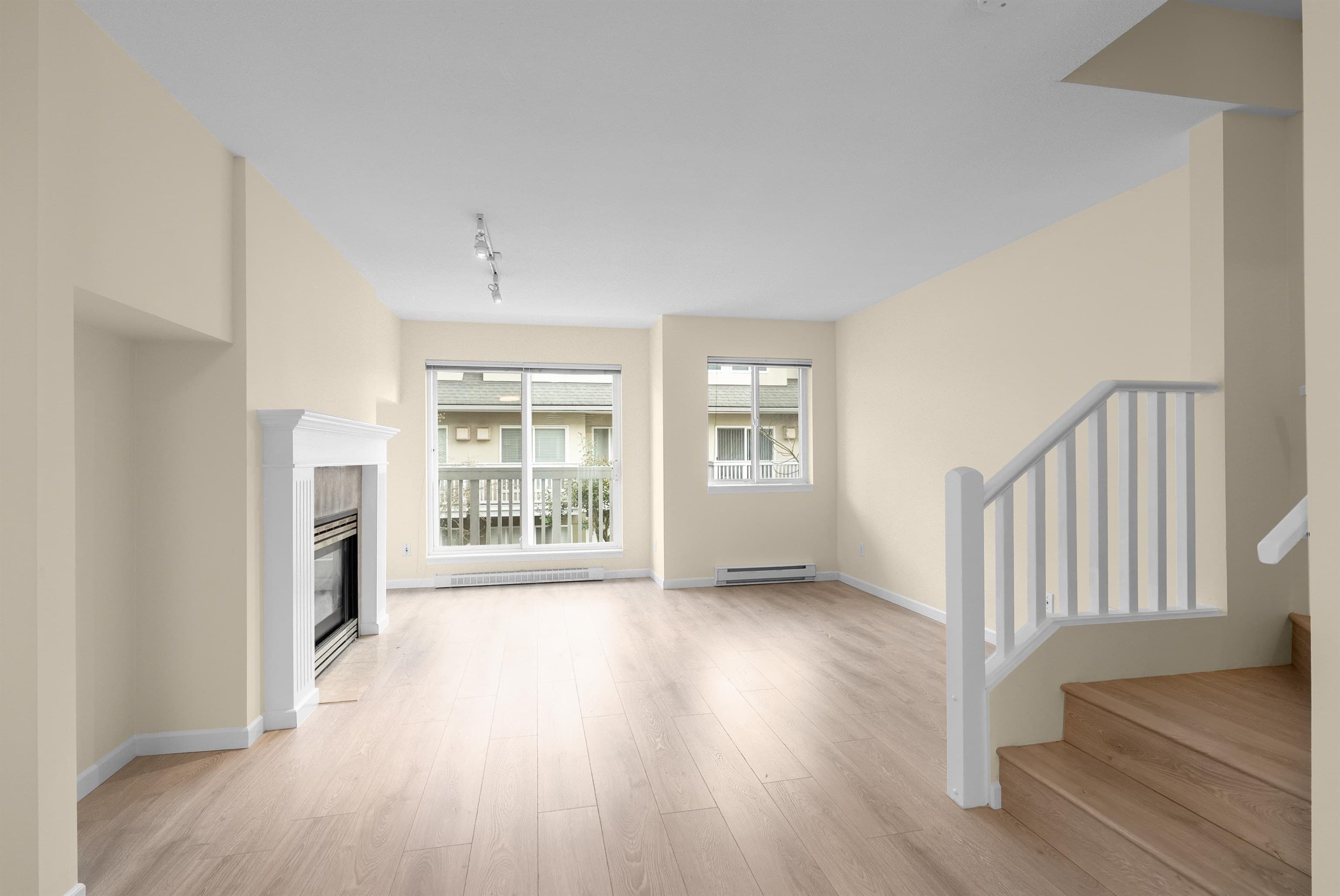 67 - 7831 Garden City Road, Richmond, V6Y 4A3 — photo 2