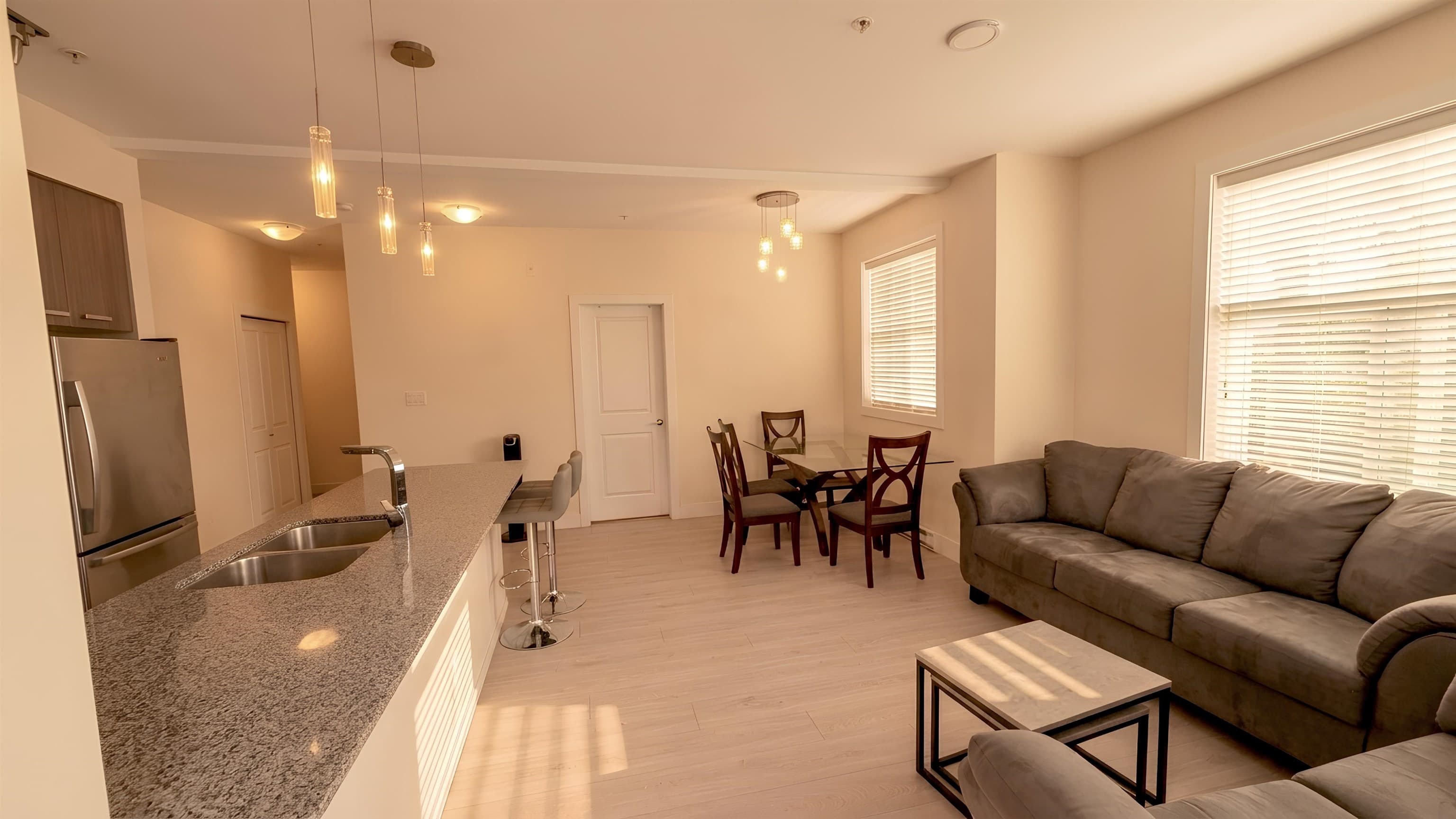 122 - 15956 86a Avenue, Surrey, V4N 6N8 — photo 3