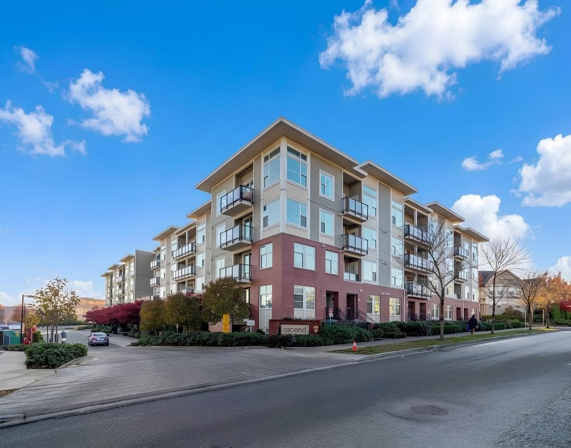 122 - 15956 86a Avenue, Surrey, V4N 6N8 — photo 1