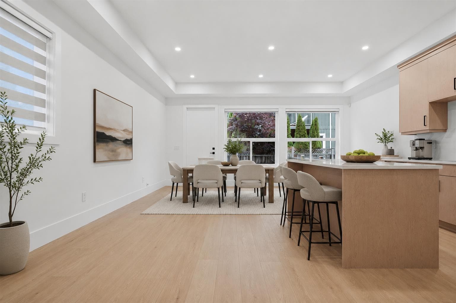 101 - 12873 Marine Drive, Surrey, V4A 1C8 — photo 5