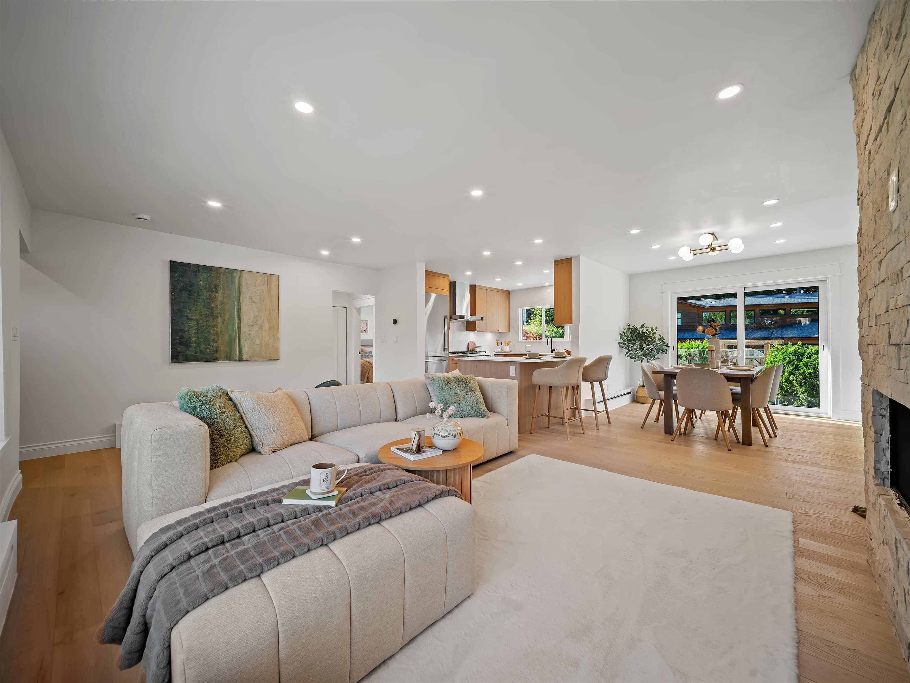 3975 Highland Boulevard, North Vancouver, V7R 2Y7 — photo 4