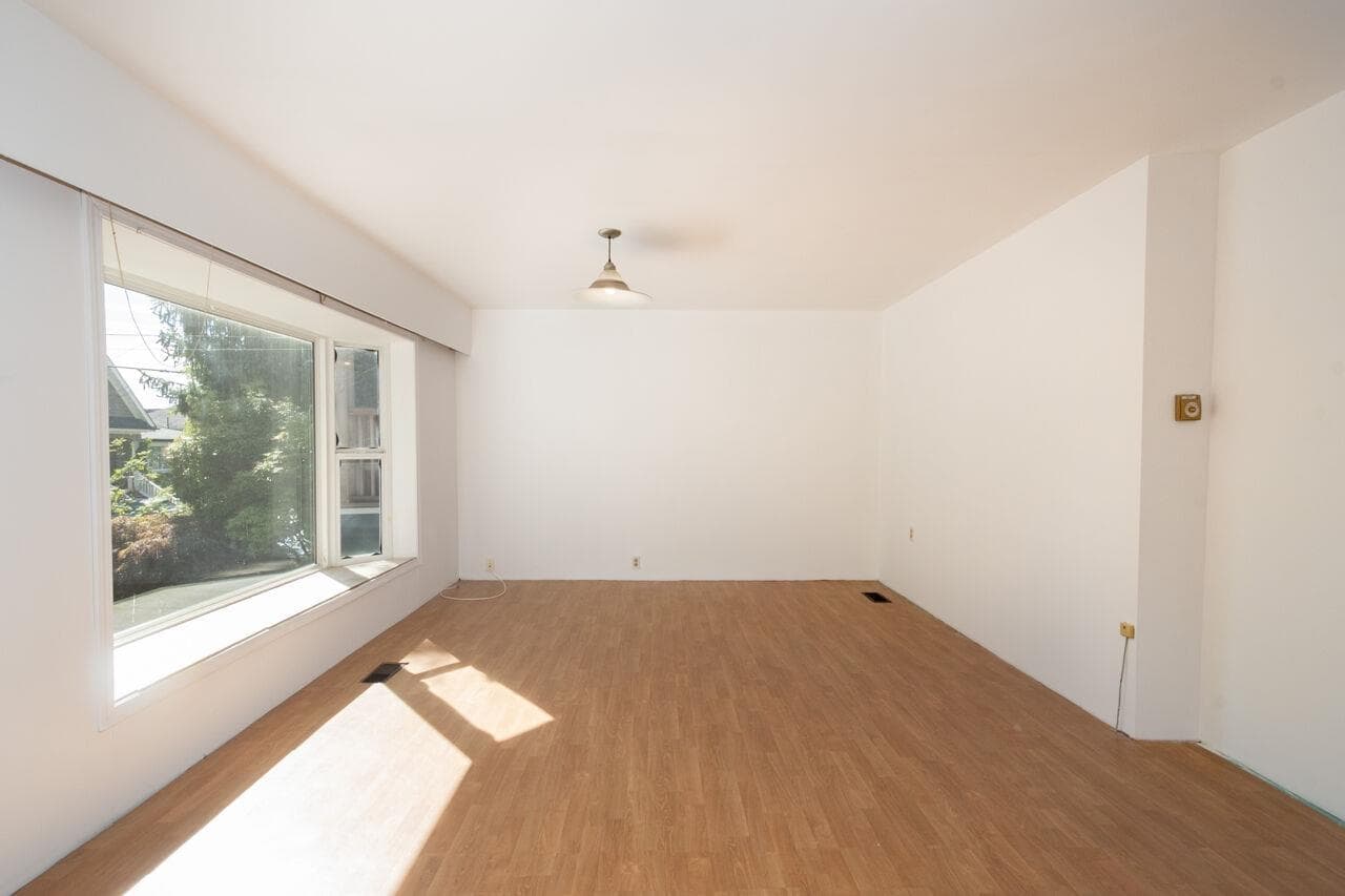 1777 E 4th Avenue, Vancouver, V5N 1J9 — photo 3