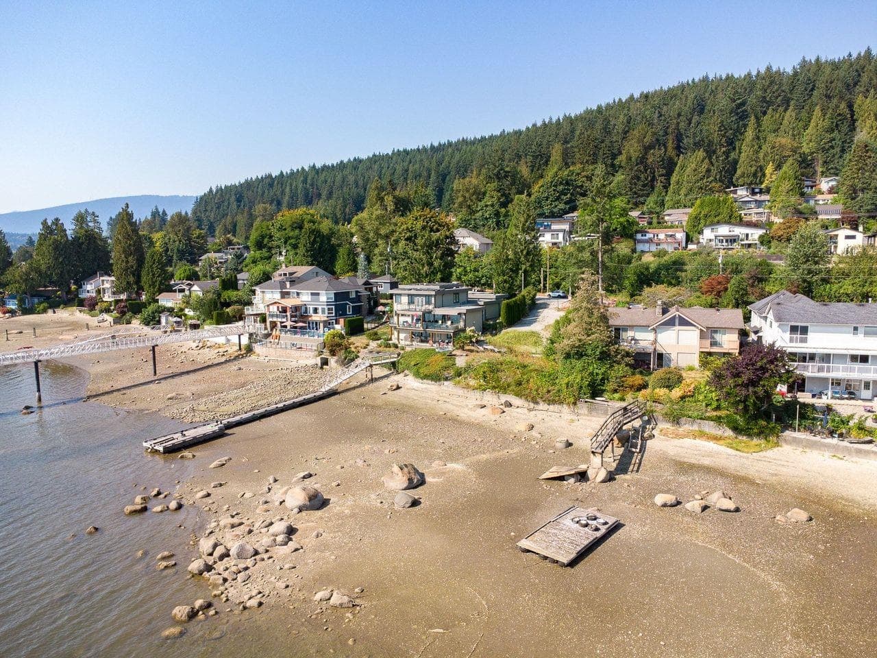 668 Alderside Road, Port Moody, V3H 3A5 — photo 3