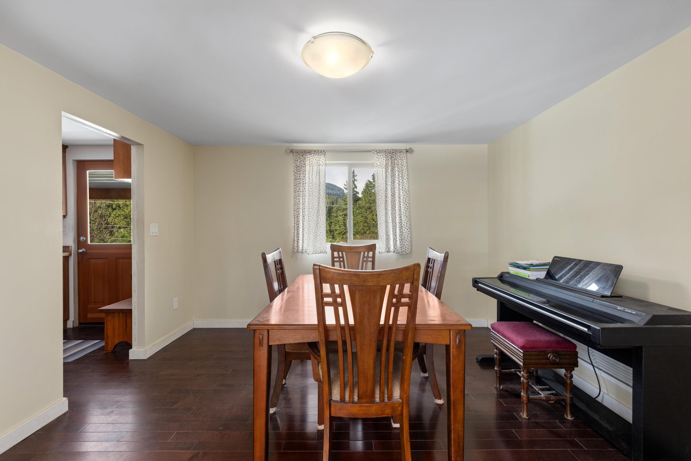 9660 Devine Street, D'Arcy, V0N 1L0 — photo 2