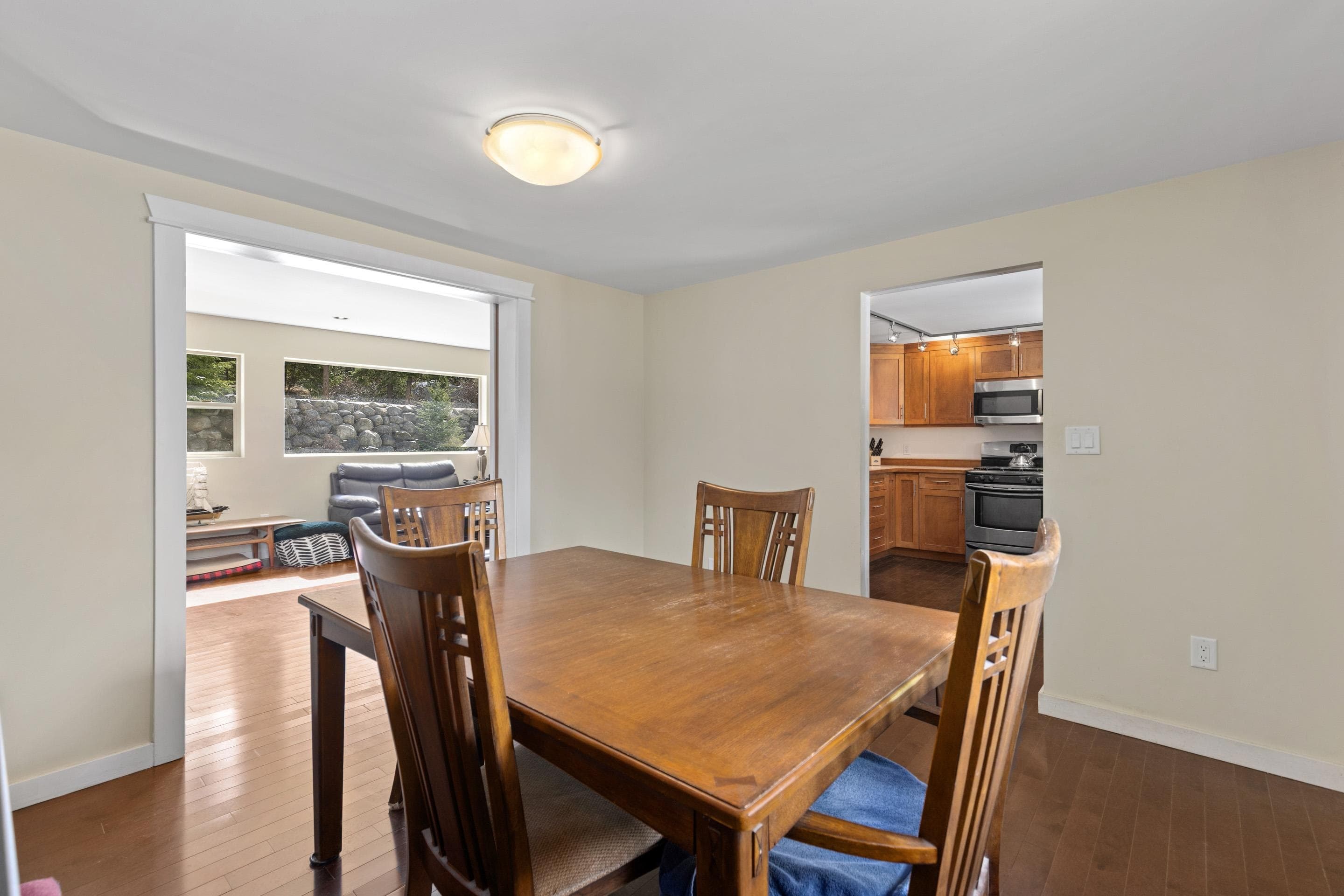 9660 Devine Street, D'Arcy, V0N 1L0 — photo 3