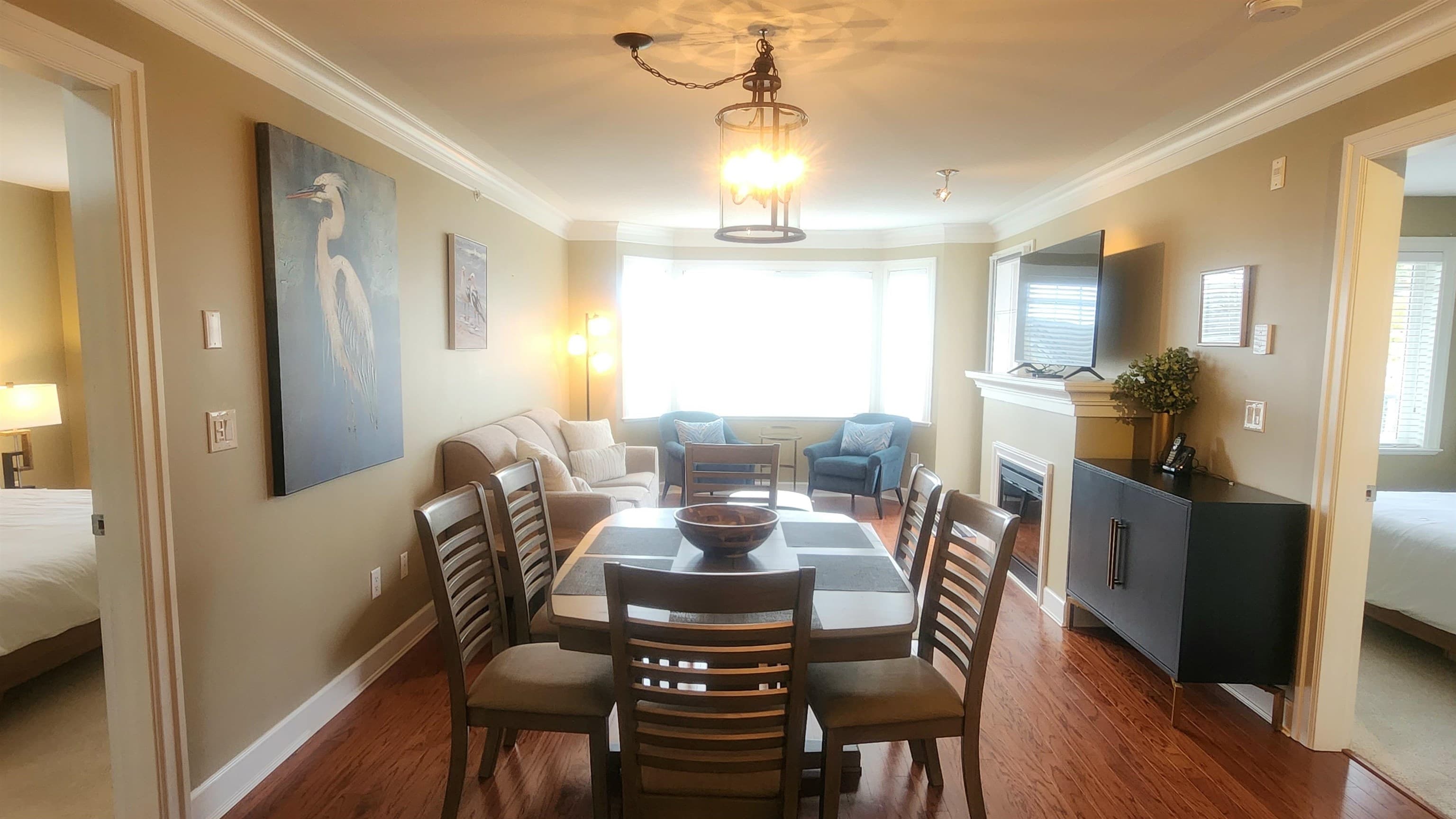 15357 Roper Avenue, Surrey, V6B 2G2 — photo 2