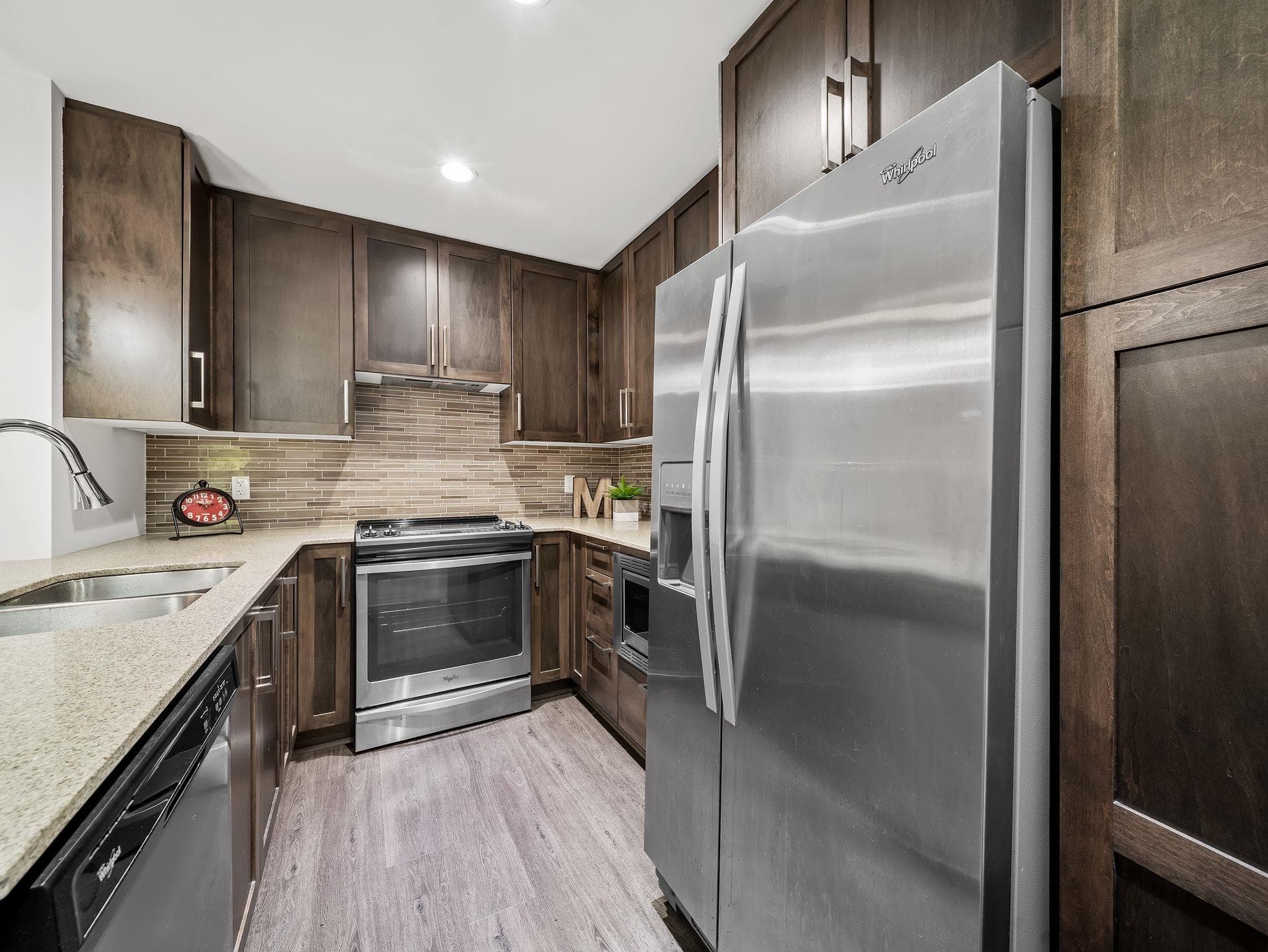 305 - 2465 Wilson Avenue, Port Coquitlam, V3C 0E6 — photo 4
