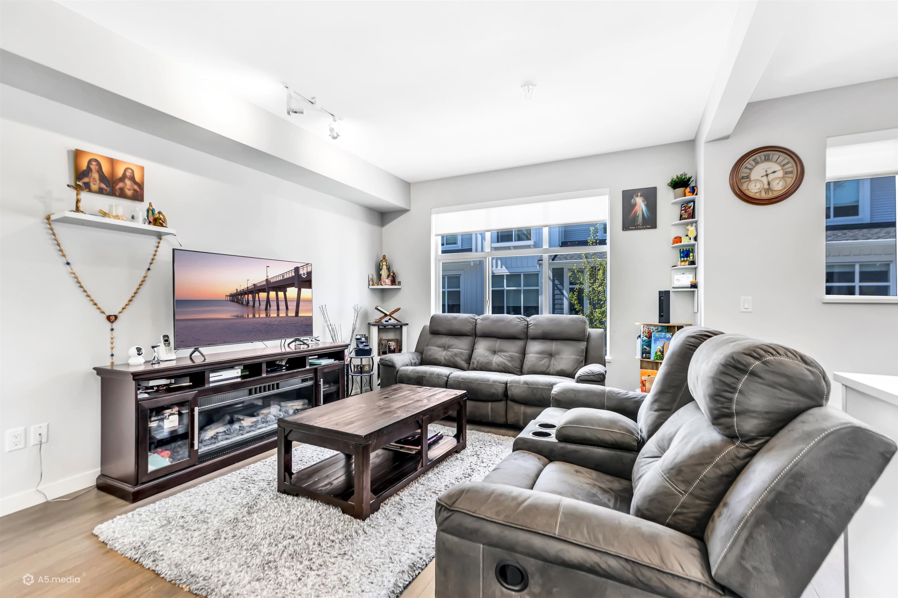 1038 - 11280 Pazarena Place, Maple Ridge, V2X 9H8 — photo 5