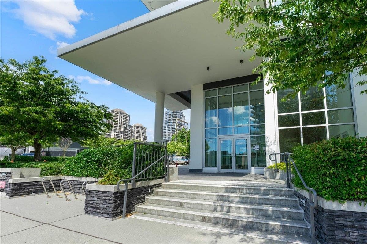 2105 - 4465 Juneau Street, Burnaby, V5C 0L8 — photo 2