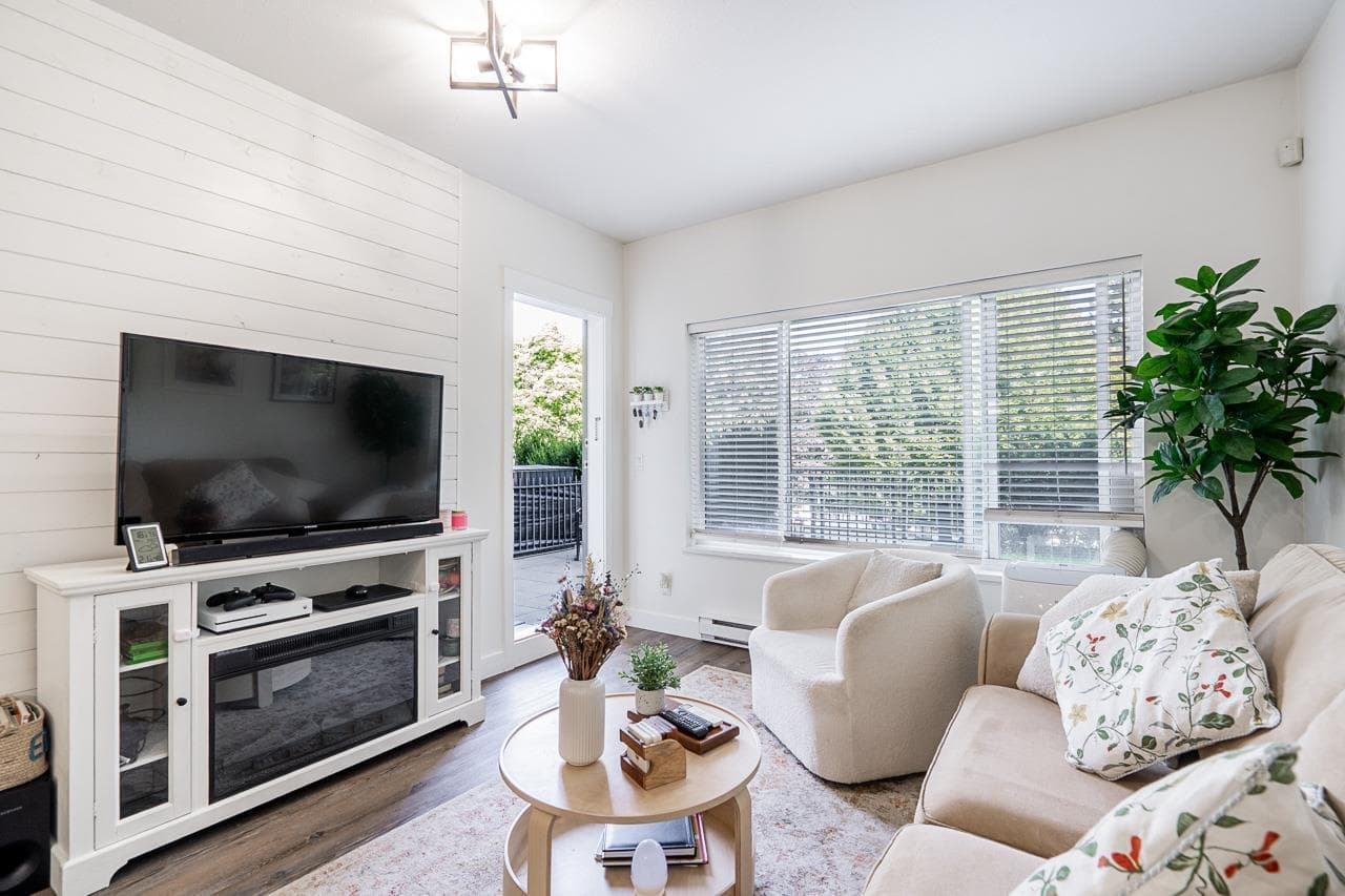115 - 2943 Nelson Place, Abbotsford, V2S 0C8 — photo 2