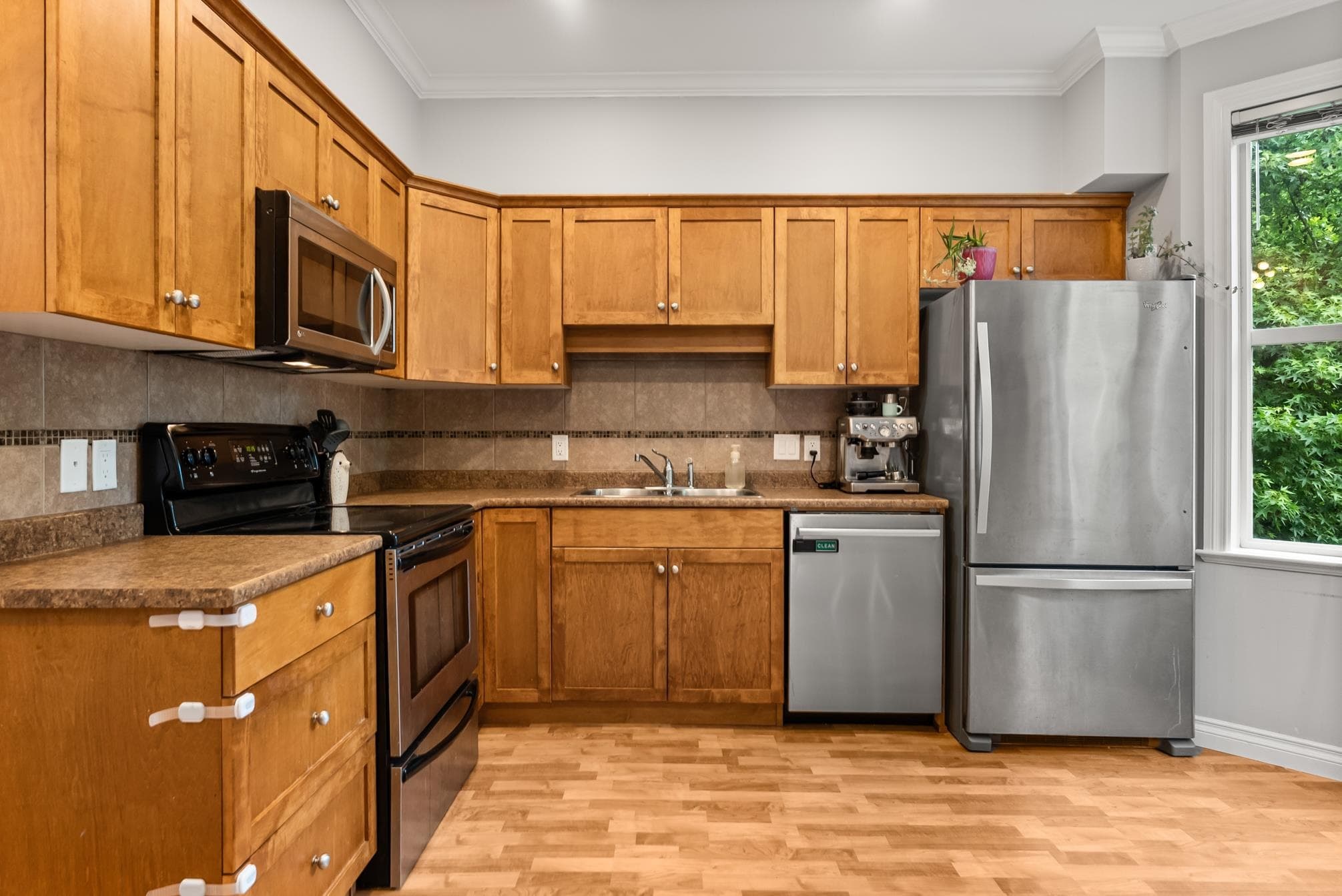 20 - 33321 George Ferguson Way, Abbotsford, V2S 2L6 — photo 5