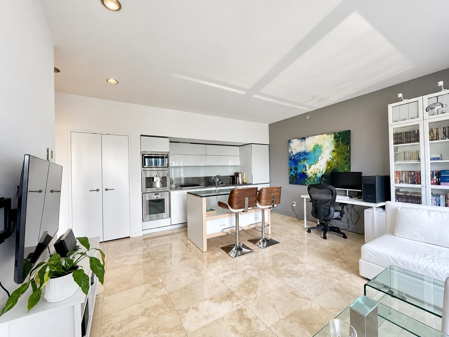 2704 - 838 W Hastings Street, Vancouver, V6C 0A6 — photo 2