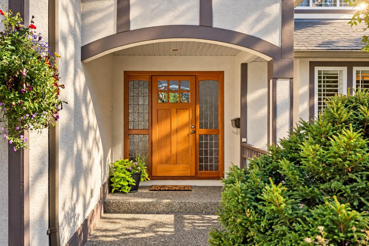 3373 Huntleigh Court, North Vancouver, V7H 1C9 — photo 3