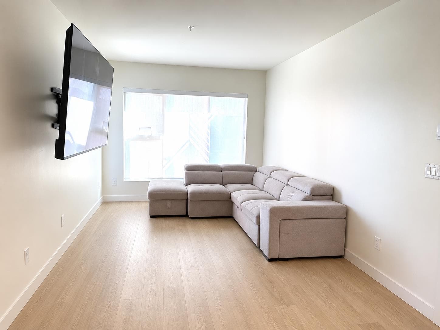 A413 - 7980 206a Street, Langley, V2Y 3Z8 — photo 3