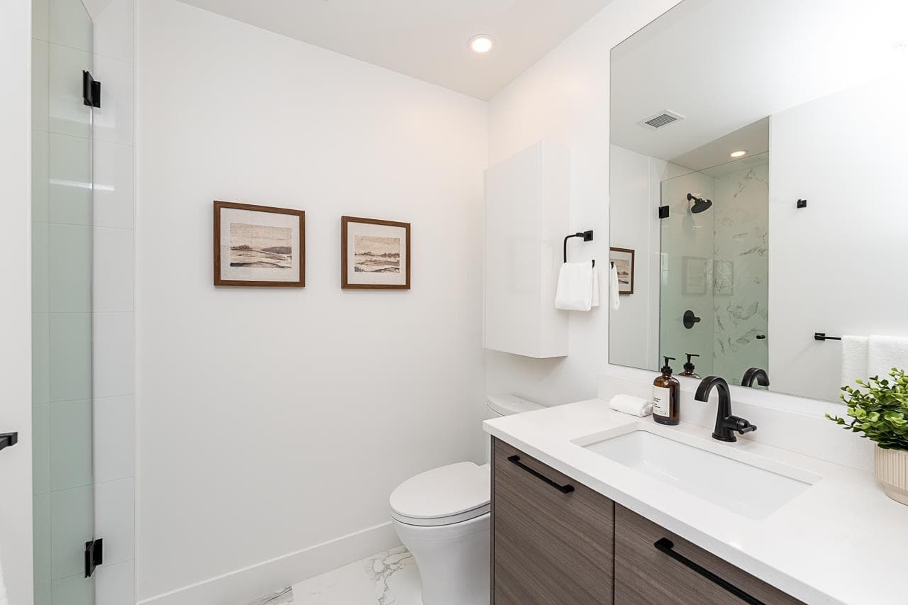 203 - 422 Lakewood Drive, Vancouver, V5L 0E8 — photo 4