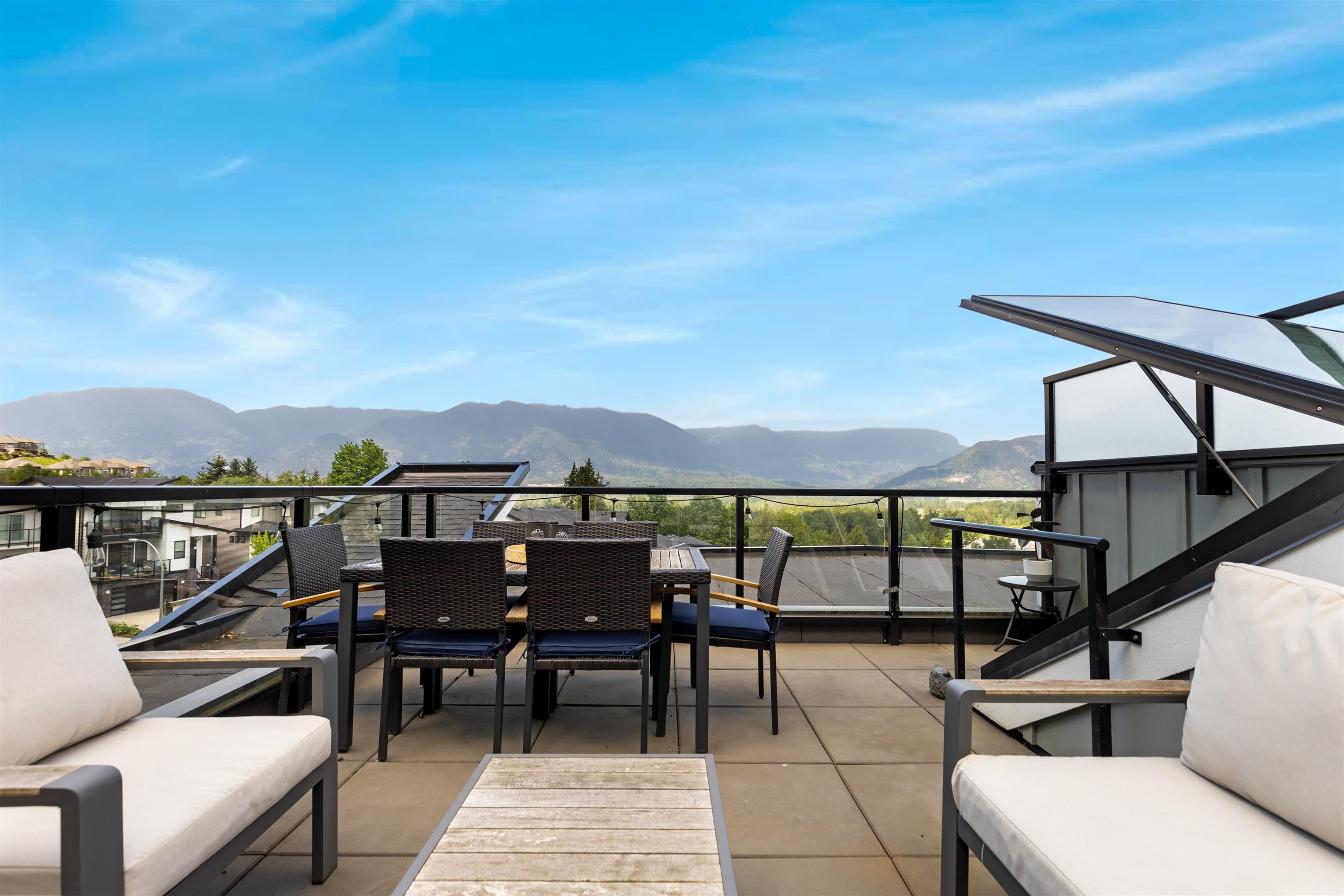 1 - 43998 Chilliwack Mountain Road, Chilliwack, V2R 4A1 — photo 1